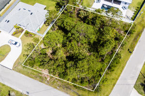 5489 NW Brent Court Port St Lucie FL 34986