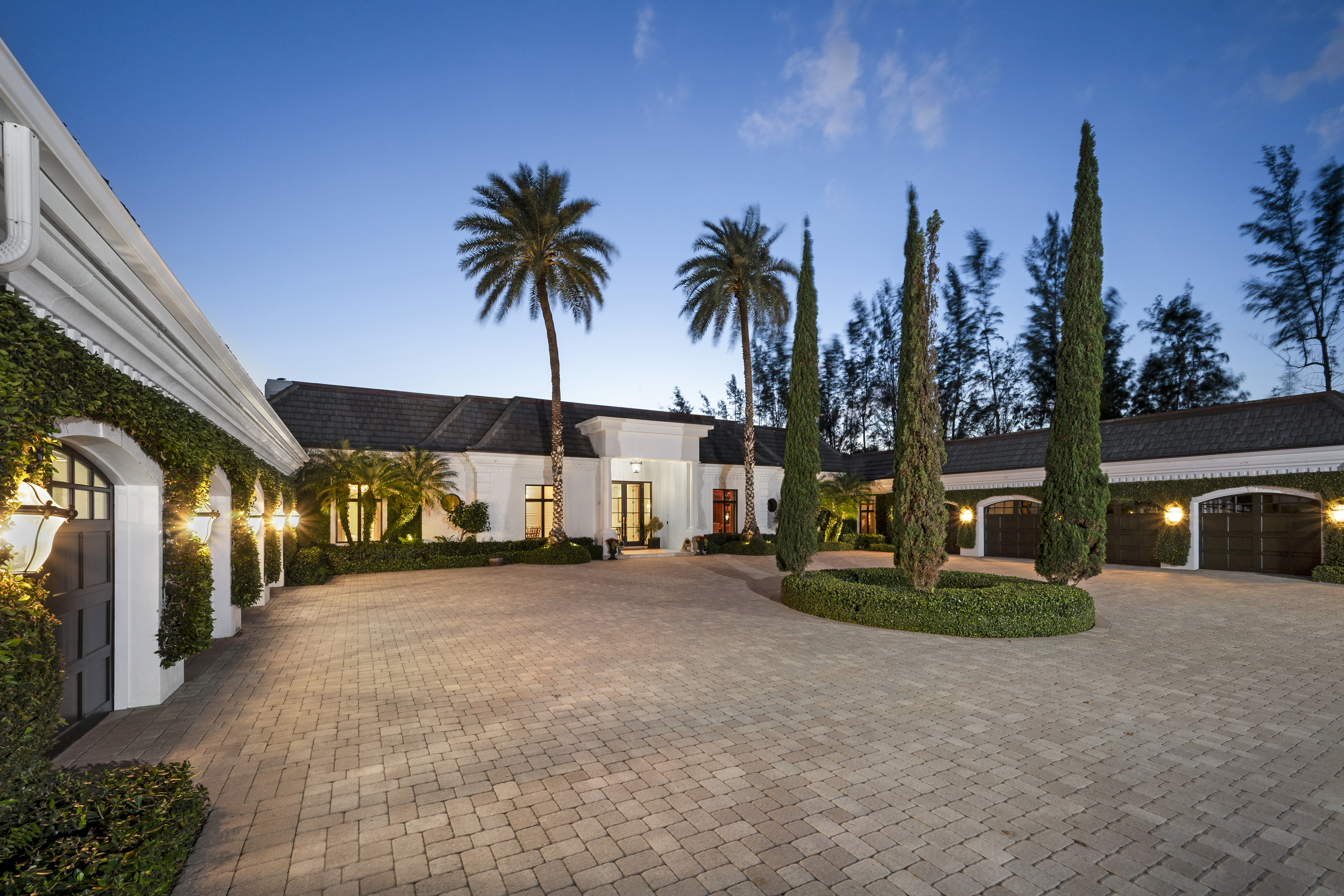 100 Harbor Way Jupiter Island FL 33455