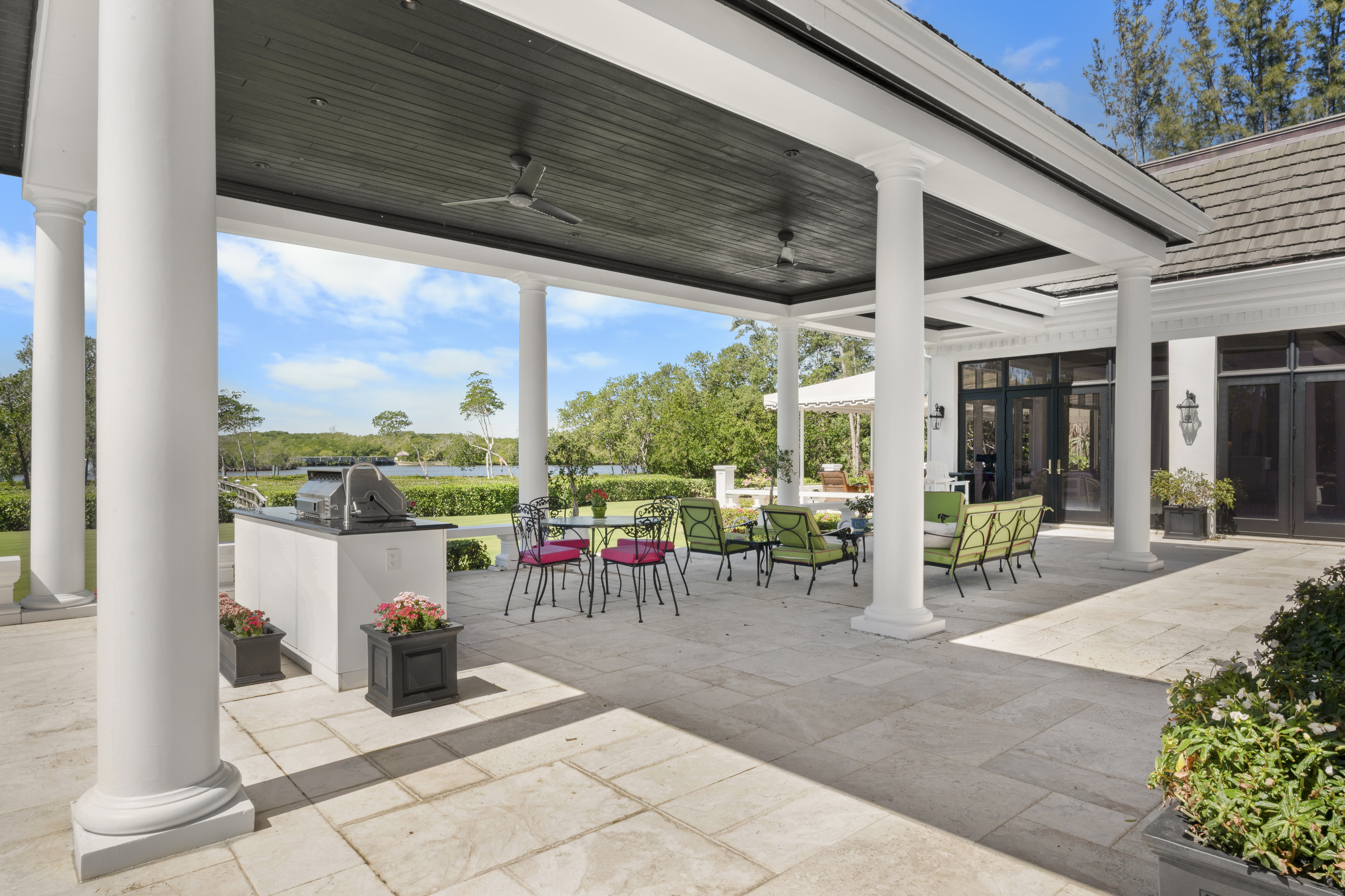 100 Harbor Way Jupiter Island FL 33455