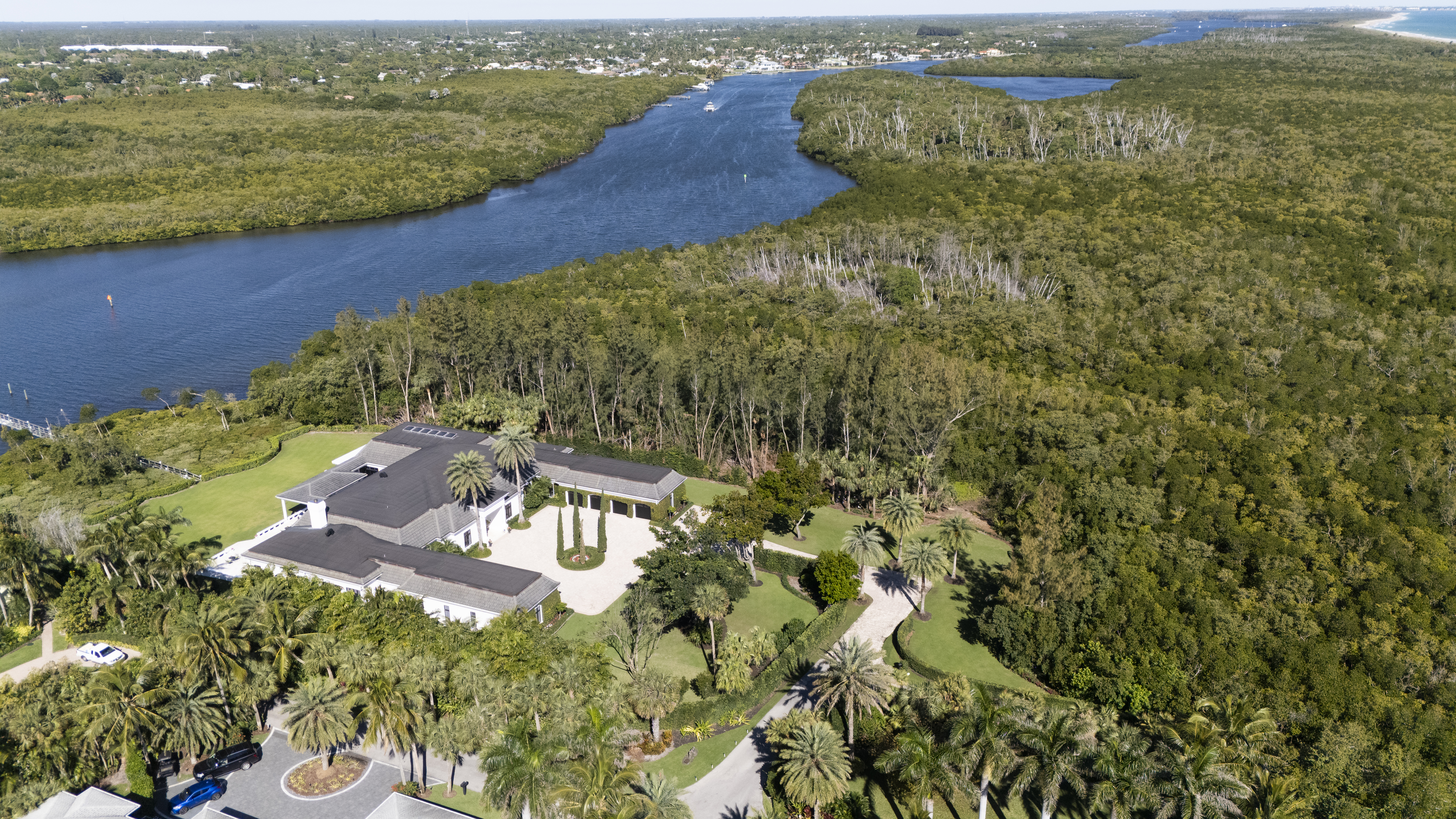 100 Harbor Way Jupiter Island FL 33455