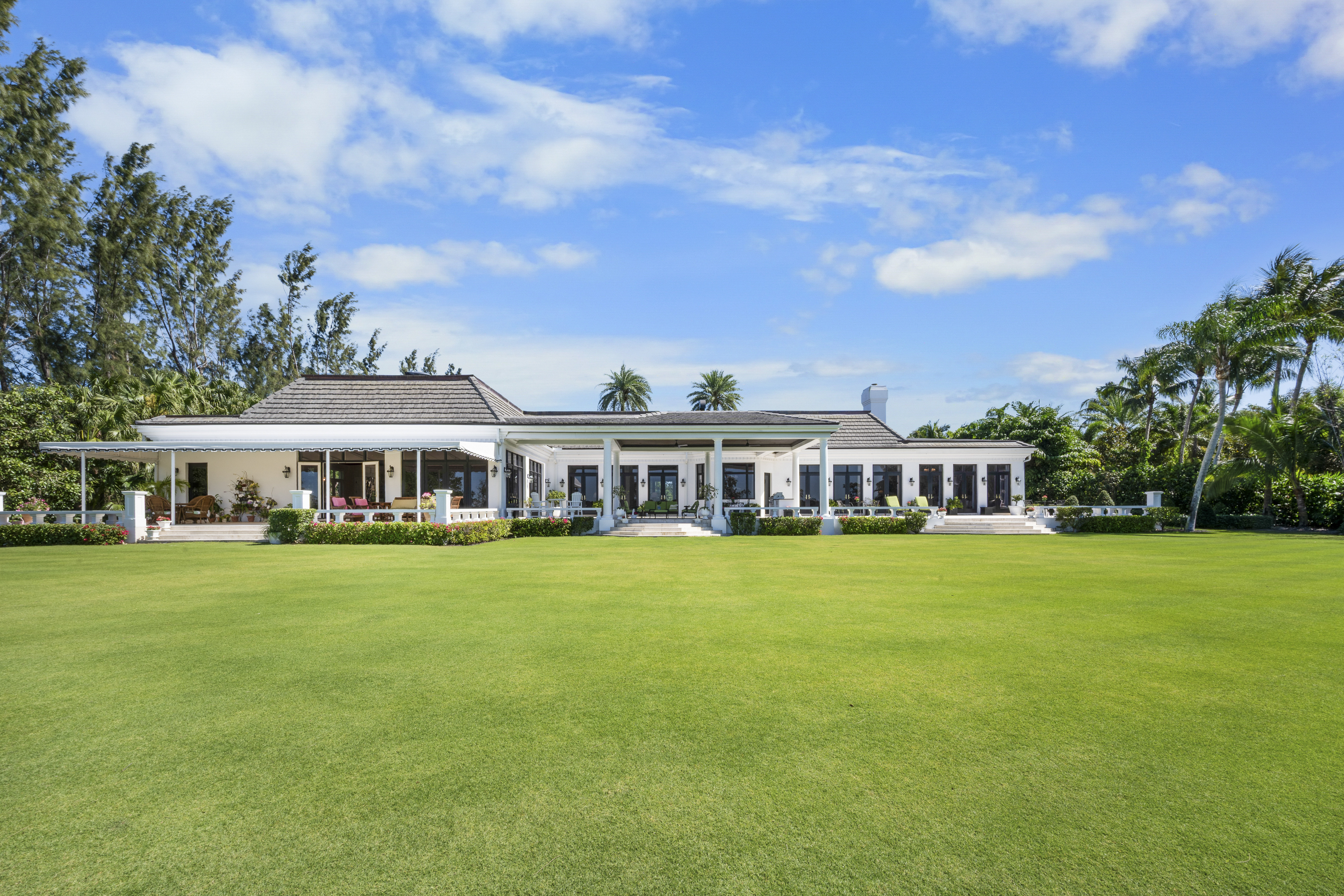 100 Harbor Way Jupiter Island FL 33455