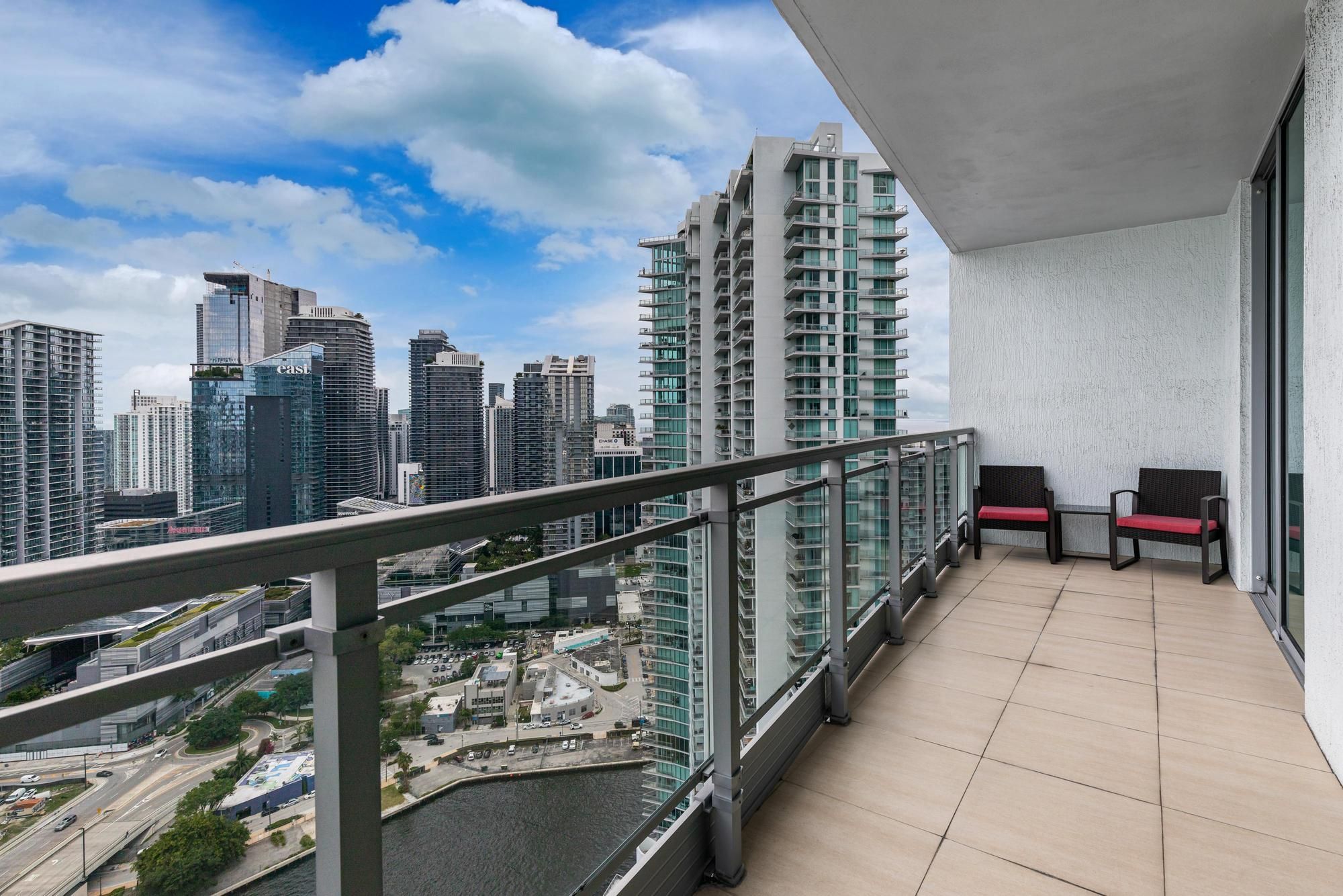 90 SW 3rd Street Miami FL 33130