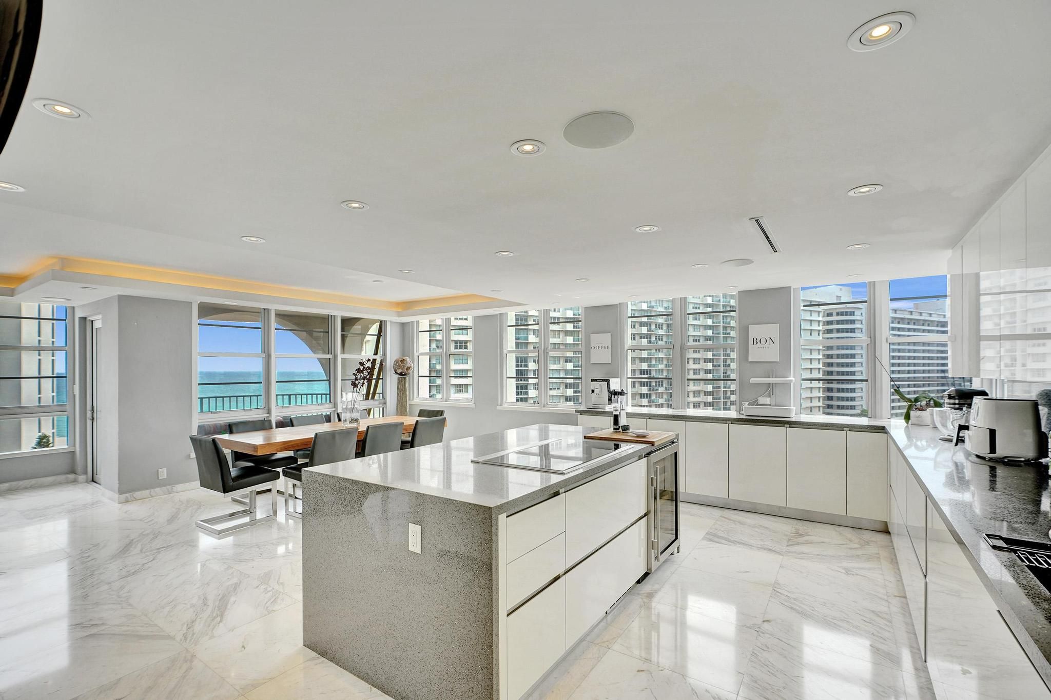 5660 Collins Avenue Miami Beach FL 33140