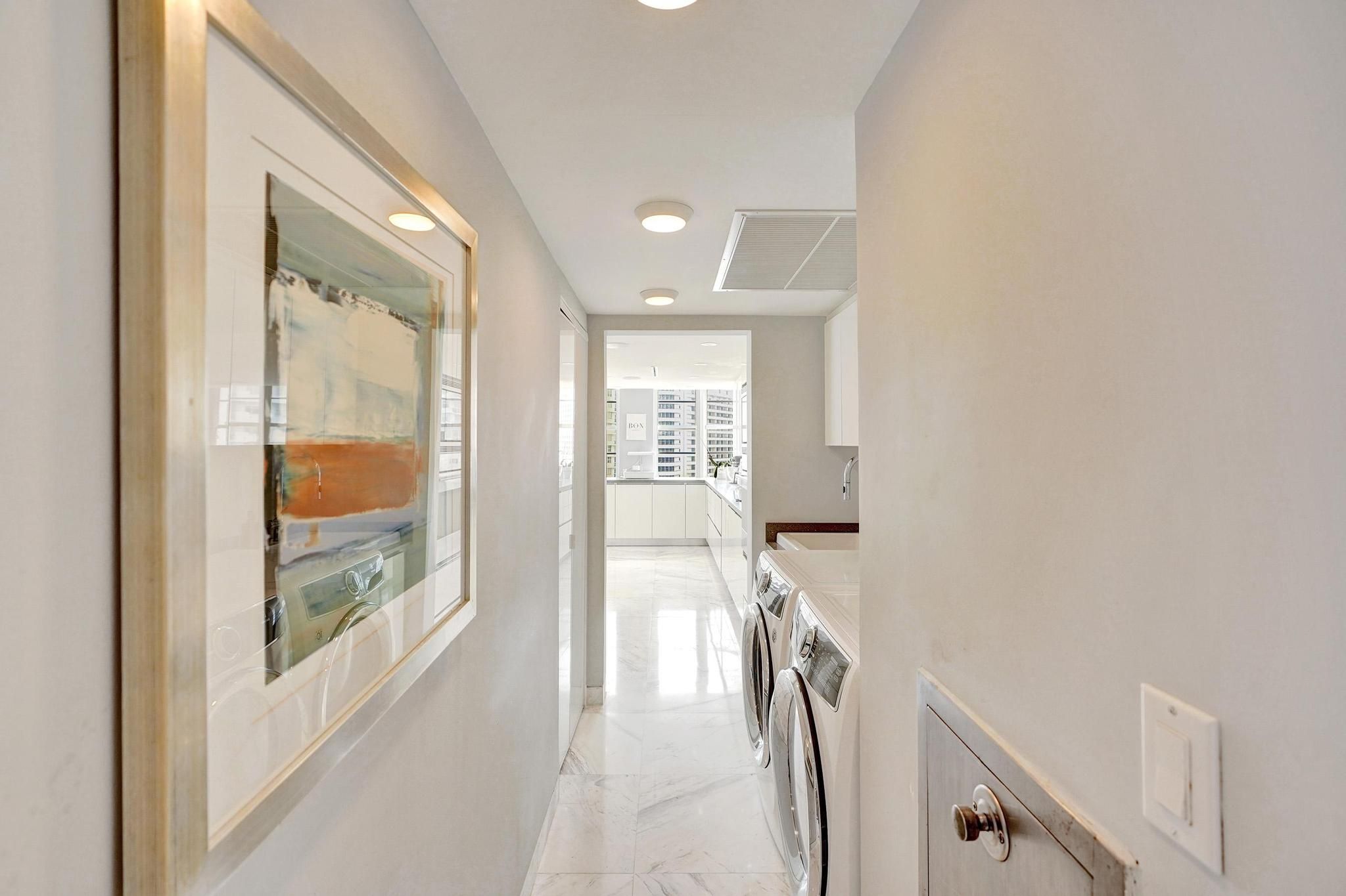 5660 Collins Avenue Miami Beach FL 33140