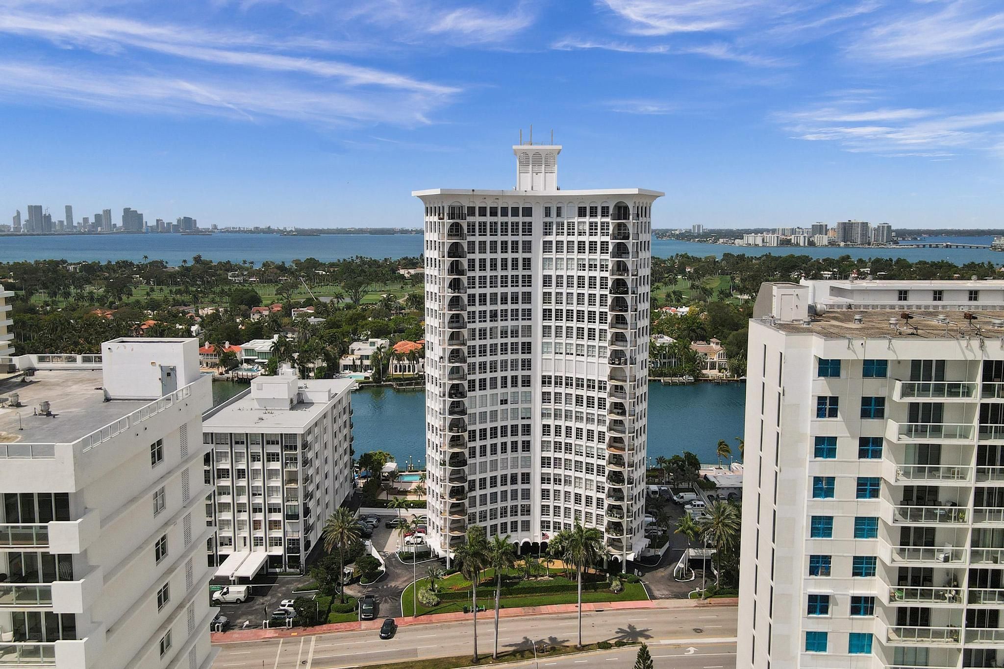5660 Collins Avenue Miami Beach FL 33140