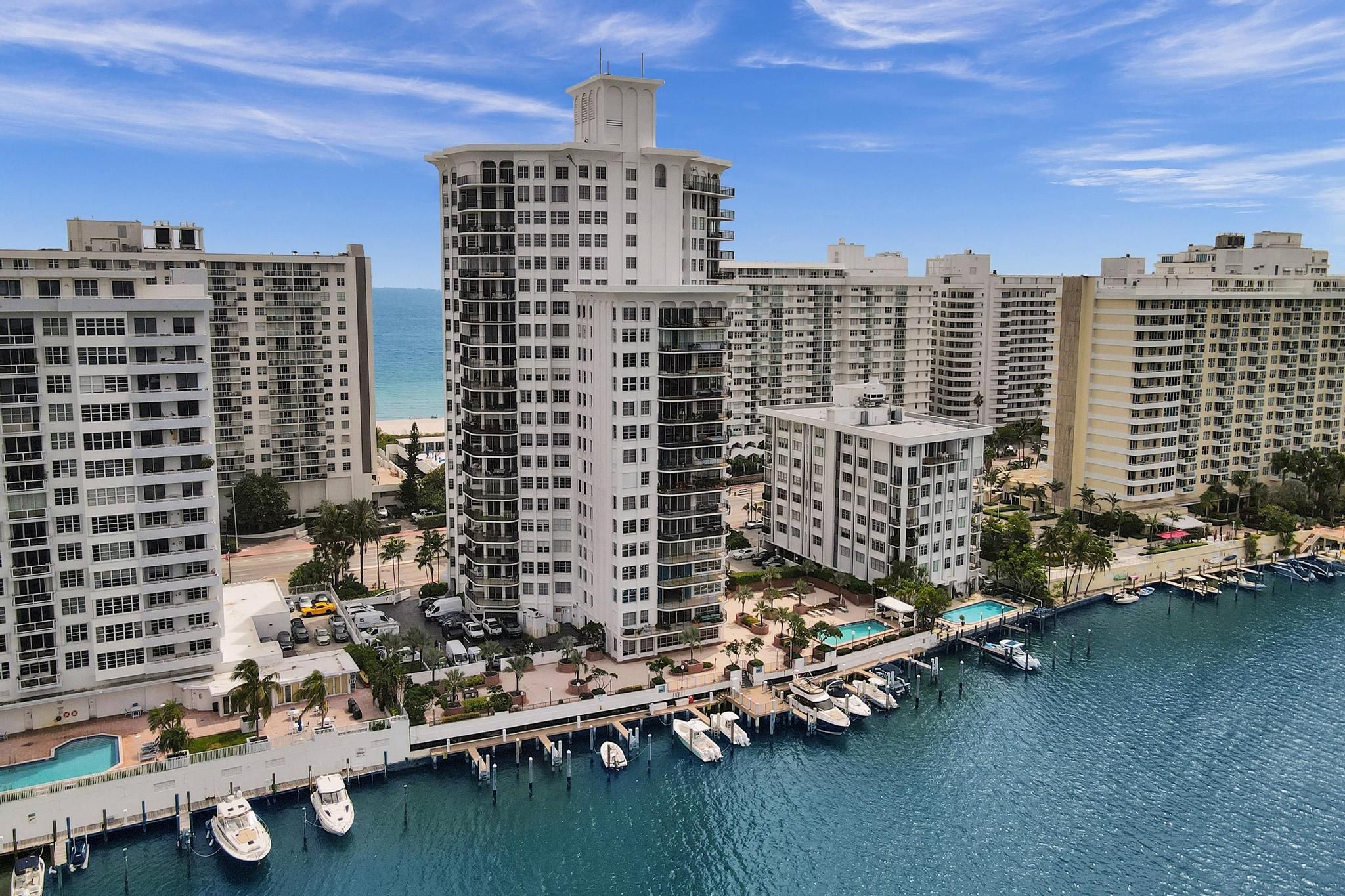 5660 Collins Avenue Miami Beach FL 33140