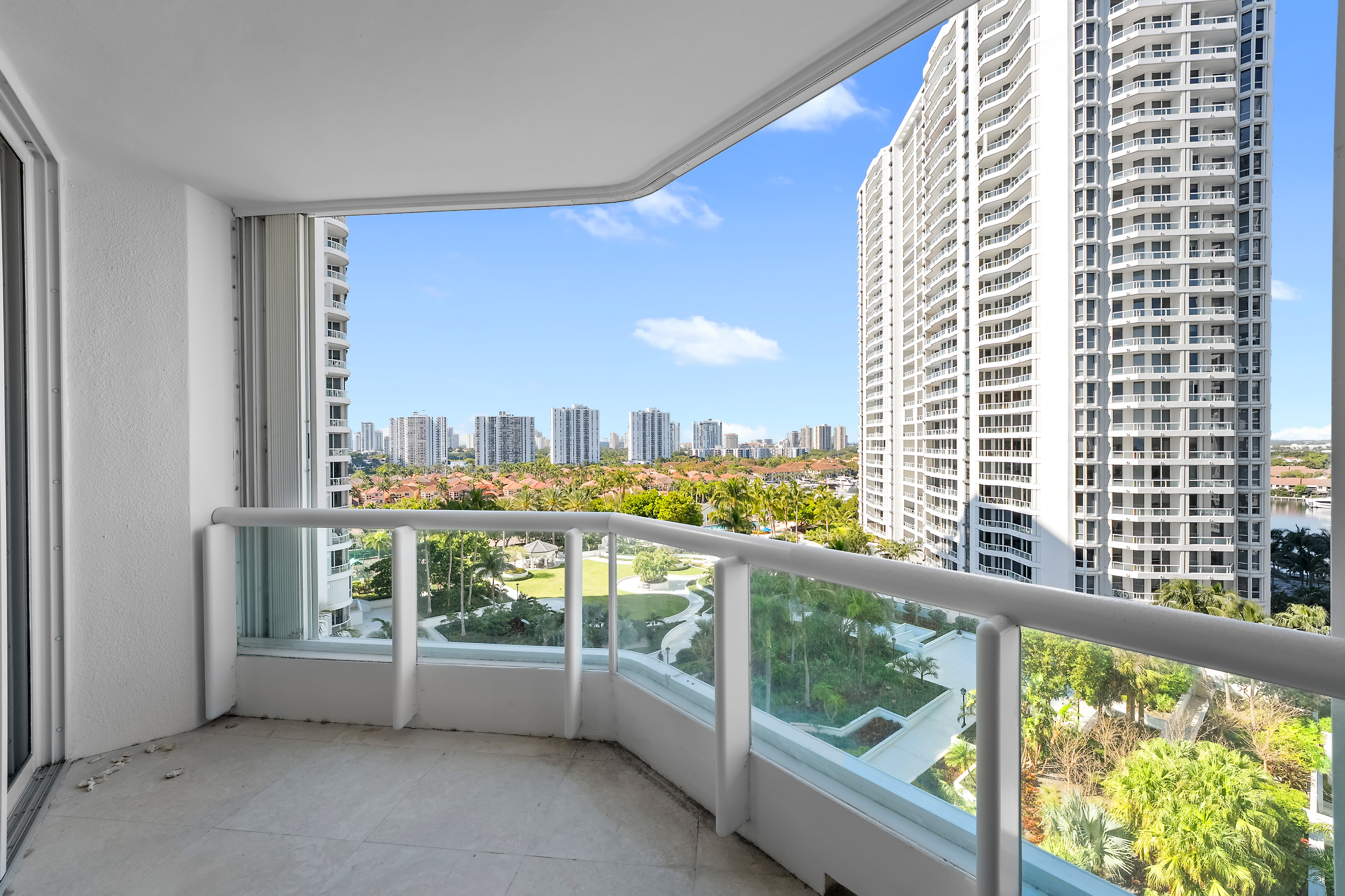 21150 Point Place Aventura FL 33180