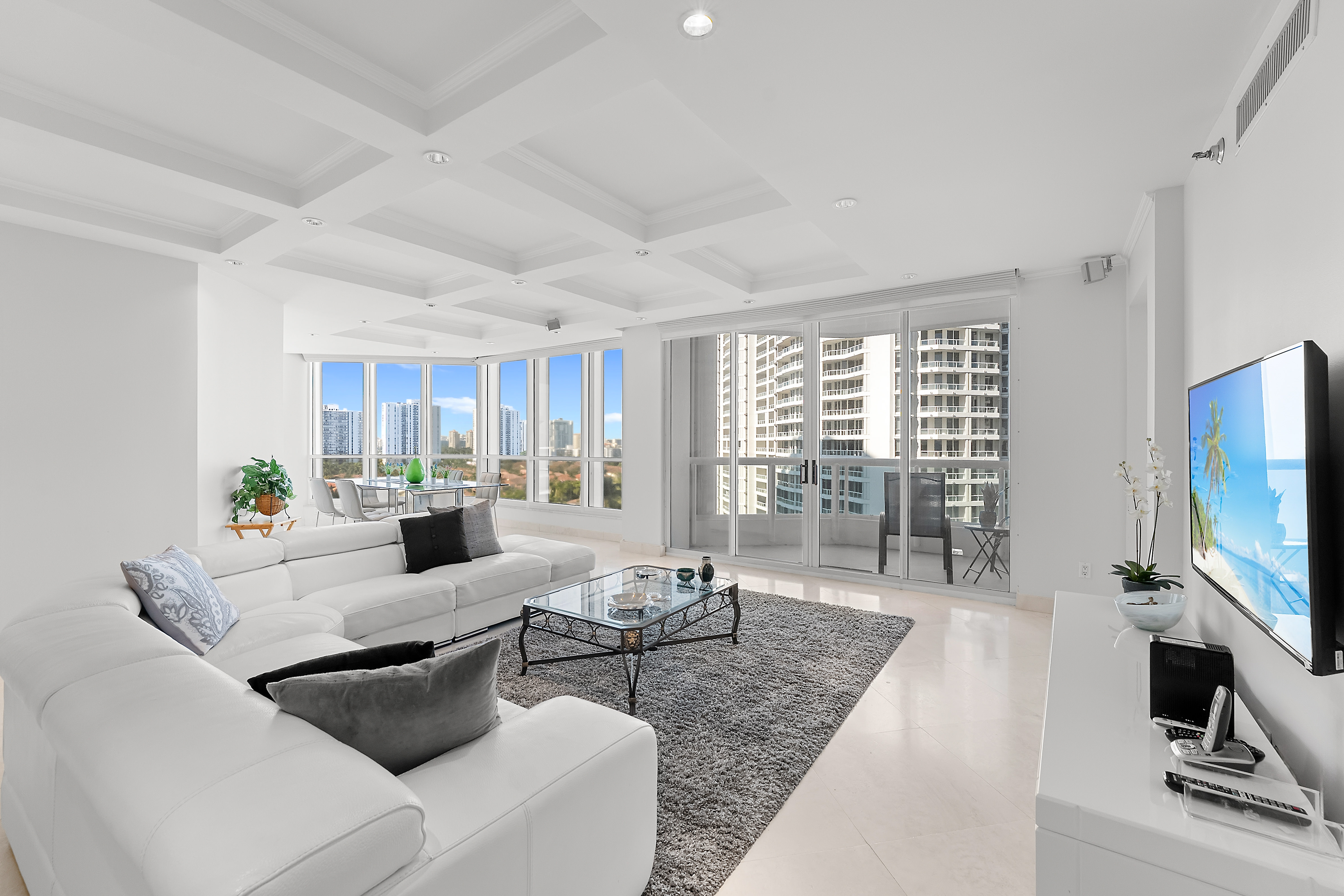 21150 Point Place Aventura FL 33180