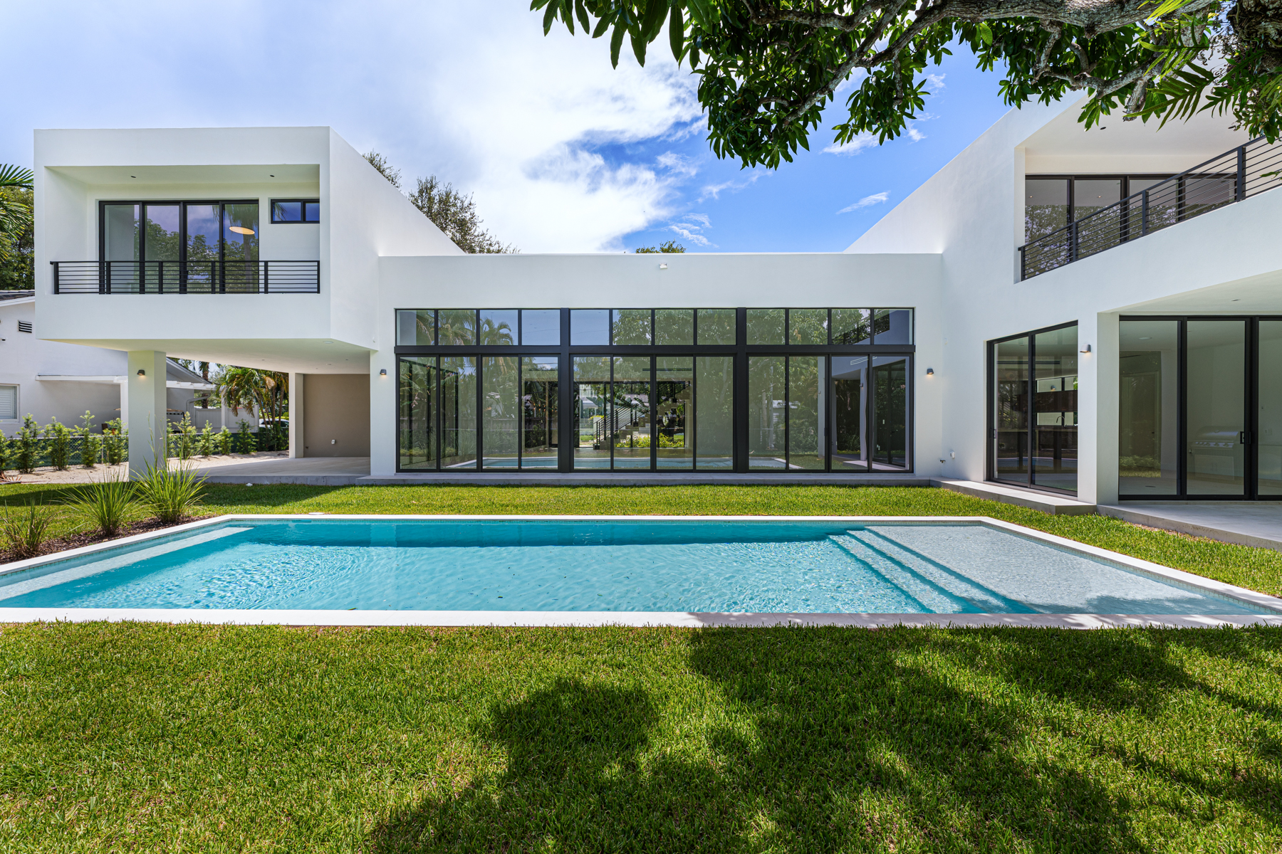 5921 SW 84th Street South Miami FL 33143