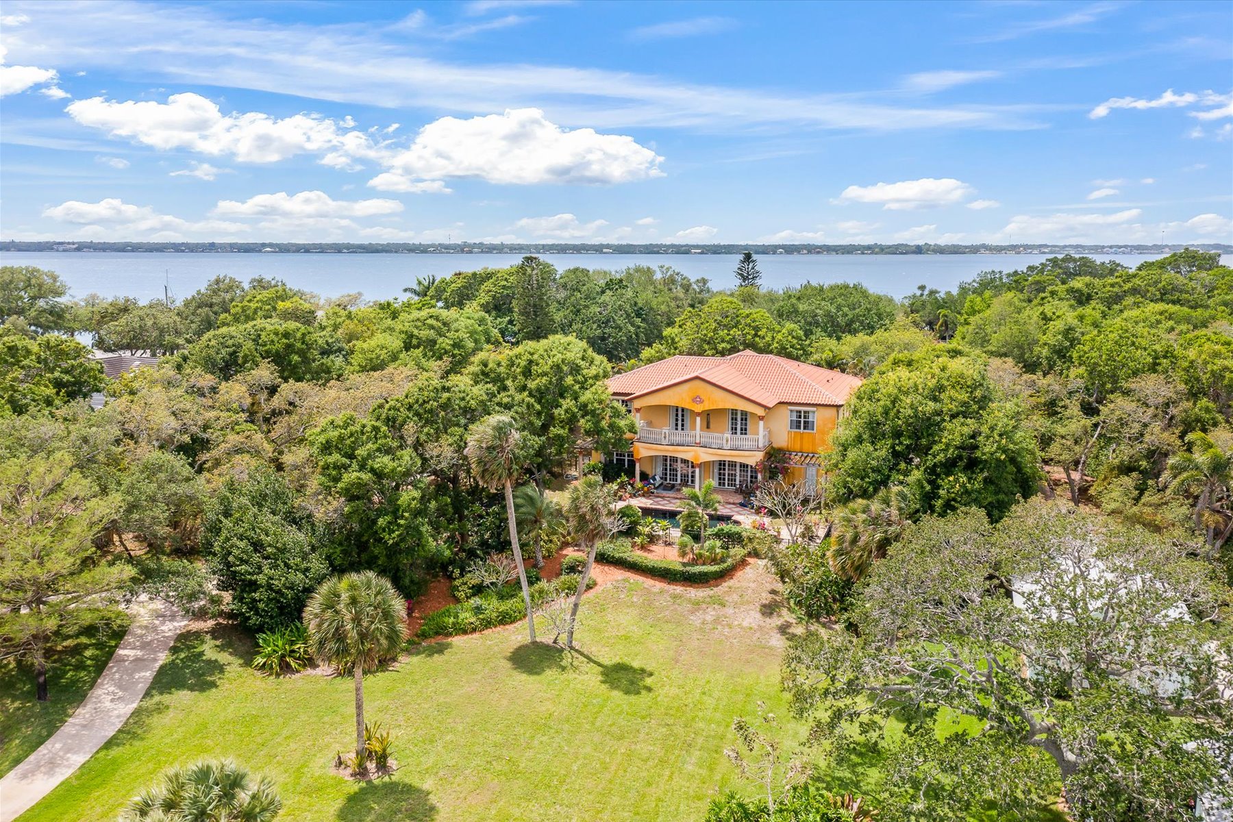 9340 S Tropical Trail Merritt Island FL 32952