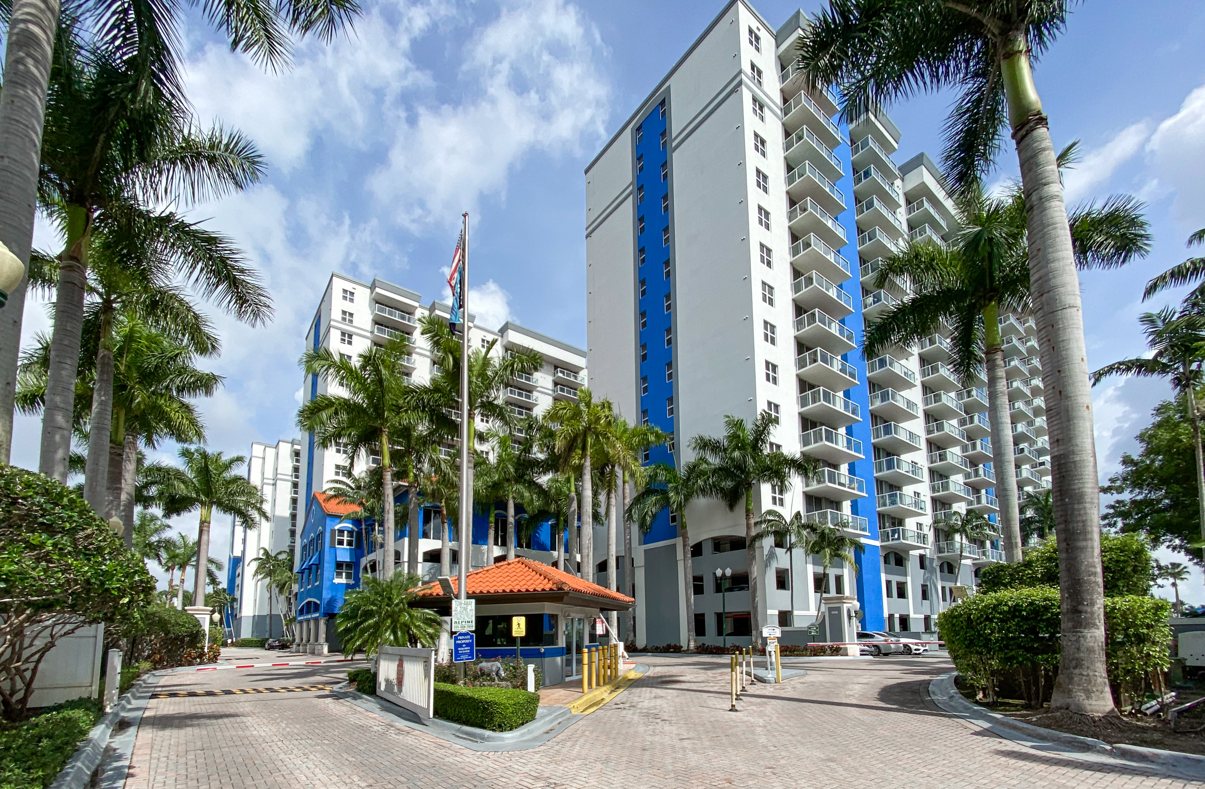 5091 NW 7th Street Miami FL 33126