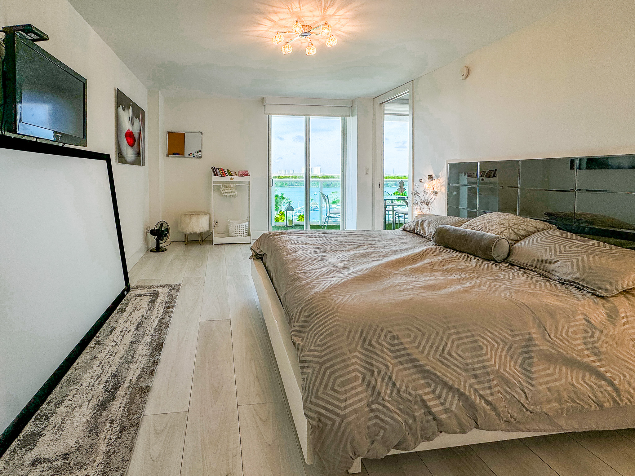 100 Bayview Drive Sunny Isles Beach FL 33160