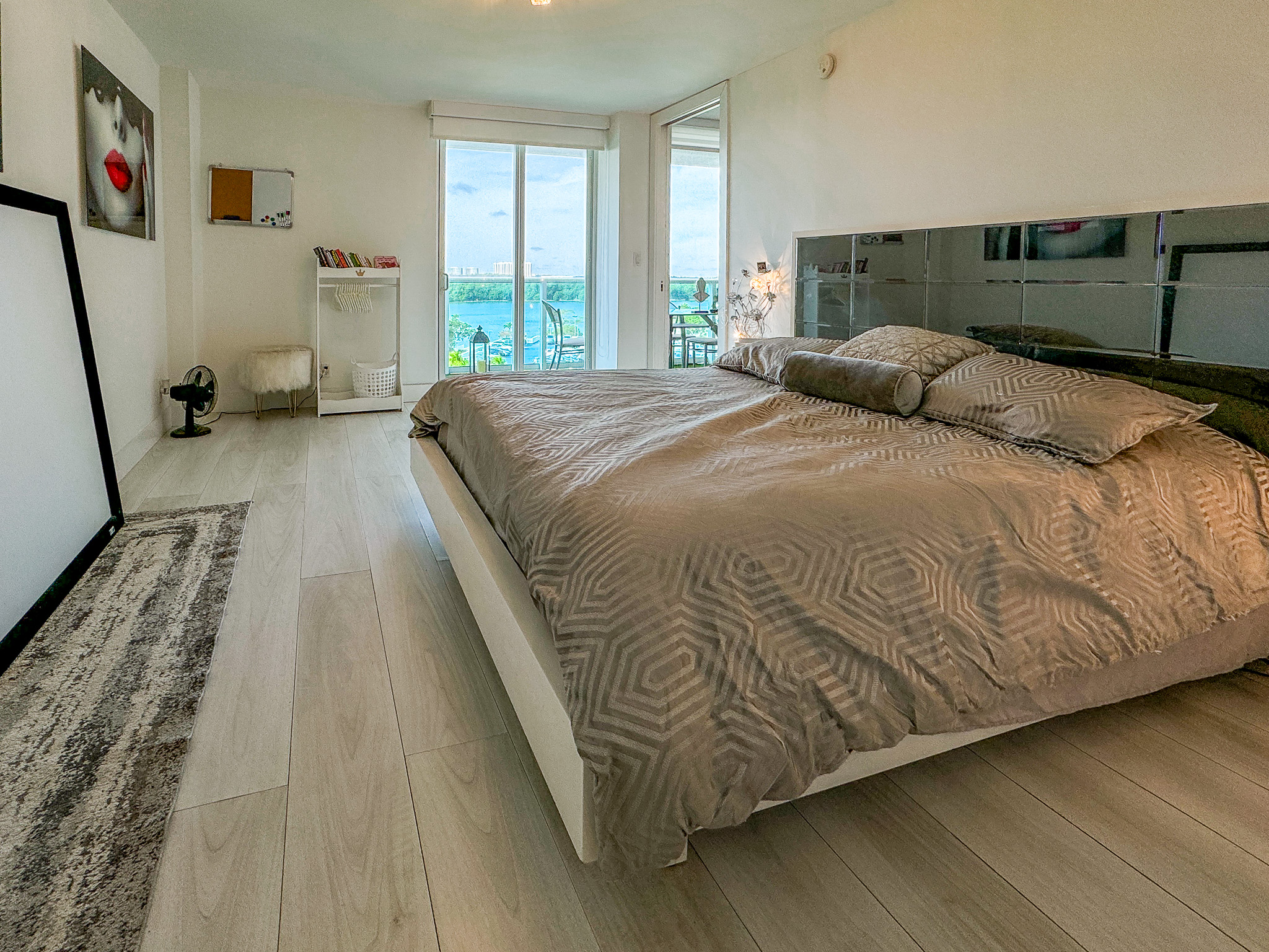 100 Bayview Drive Sunny Isles Beach FL 33160