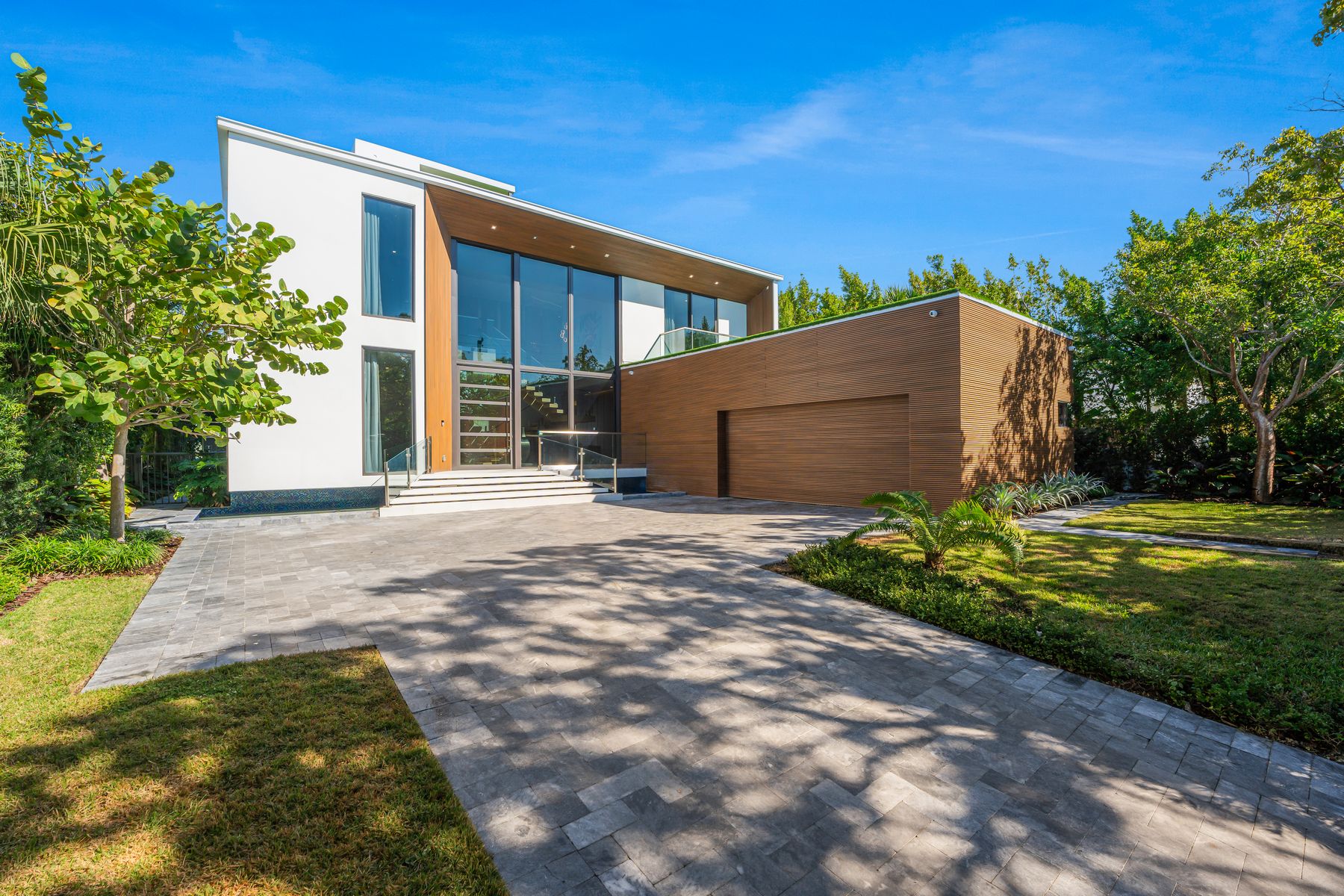 1785 Cleveland Road Miami Beach FL 33141
