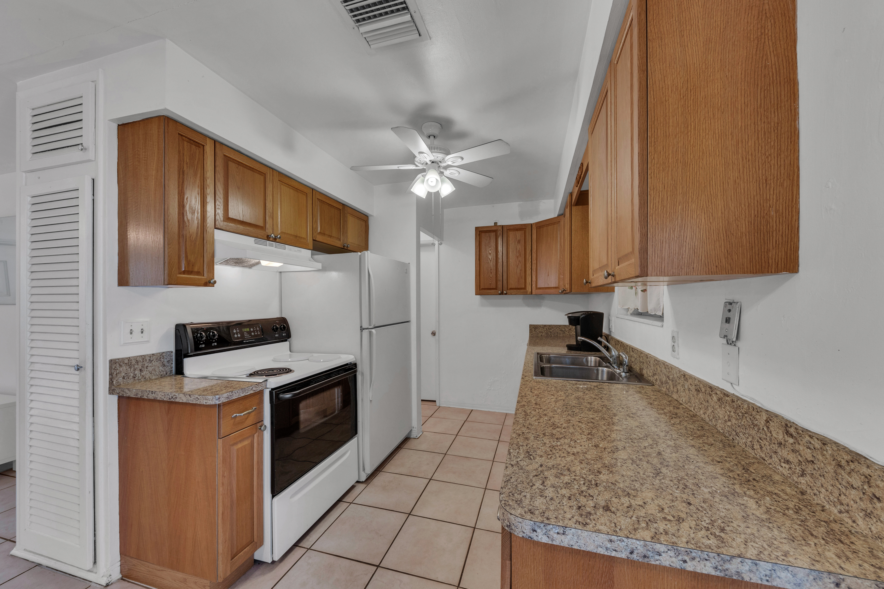 2300 Jackson Street Hollywood FL 33020