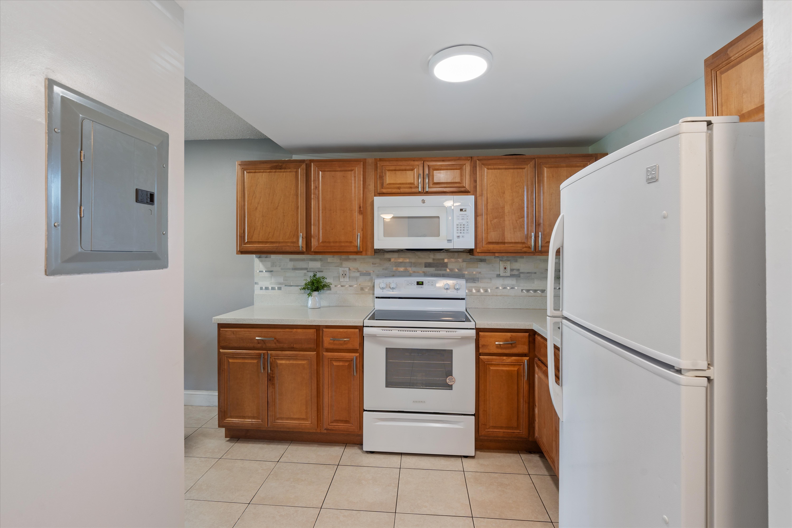 9761 Sunrise Lakes Boulevard Sunrise FL 33322