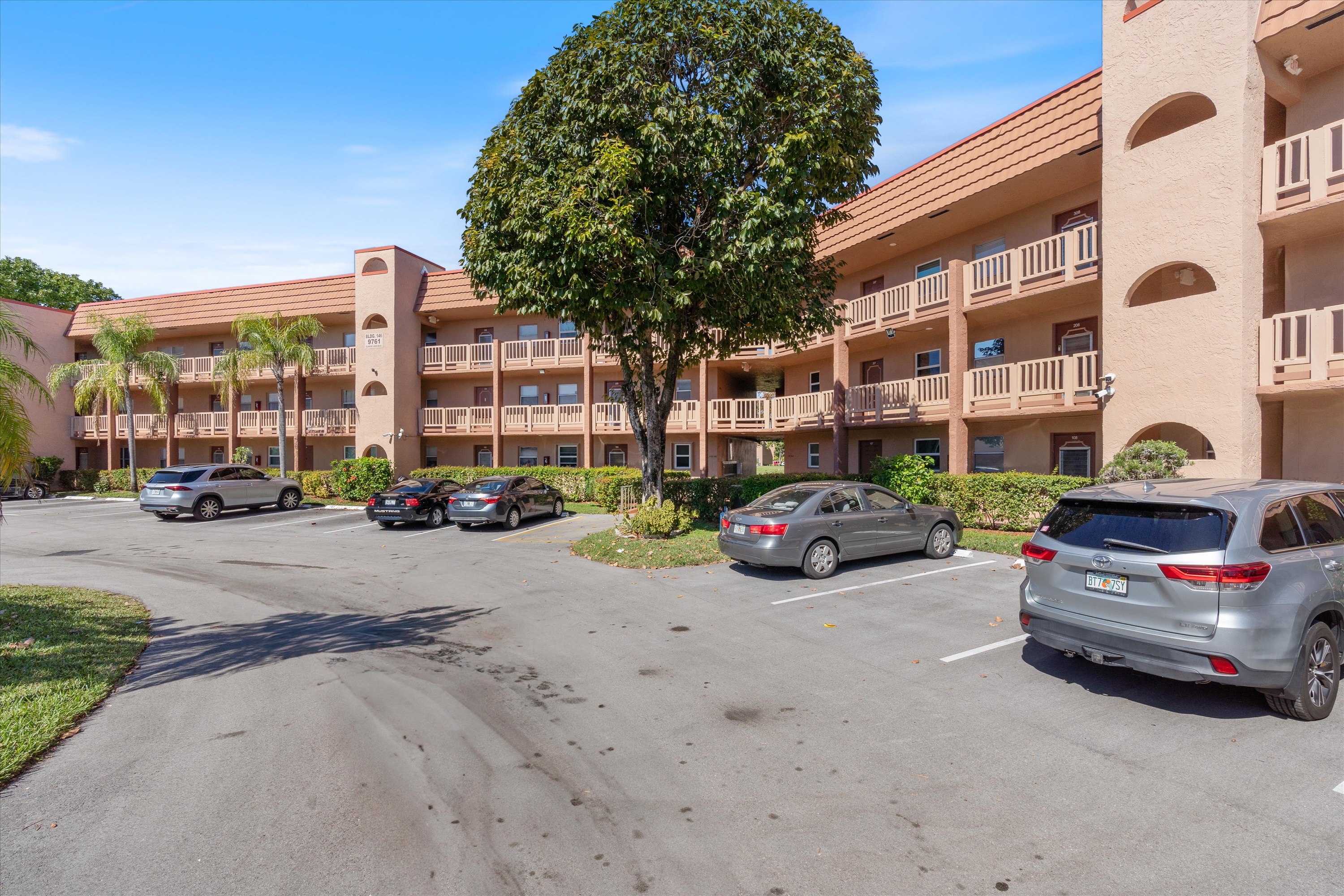 9761 Sunrise Lakes Boulevard Sunrise FL 33322