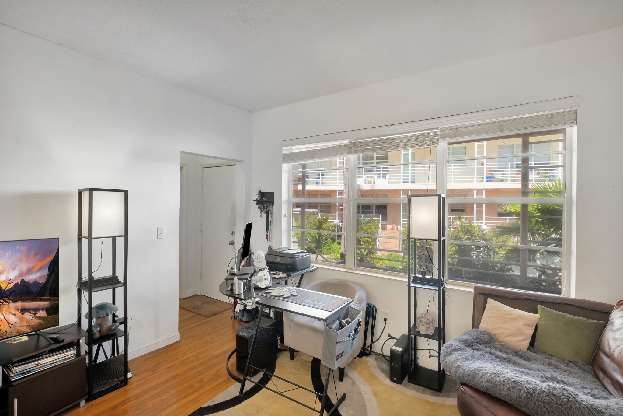 6881 Bay Drive Miami Beach FL 33141