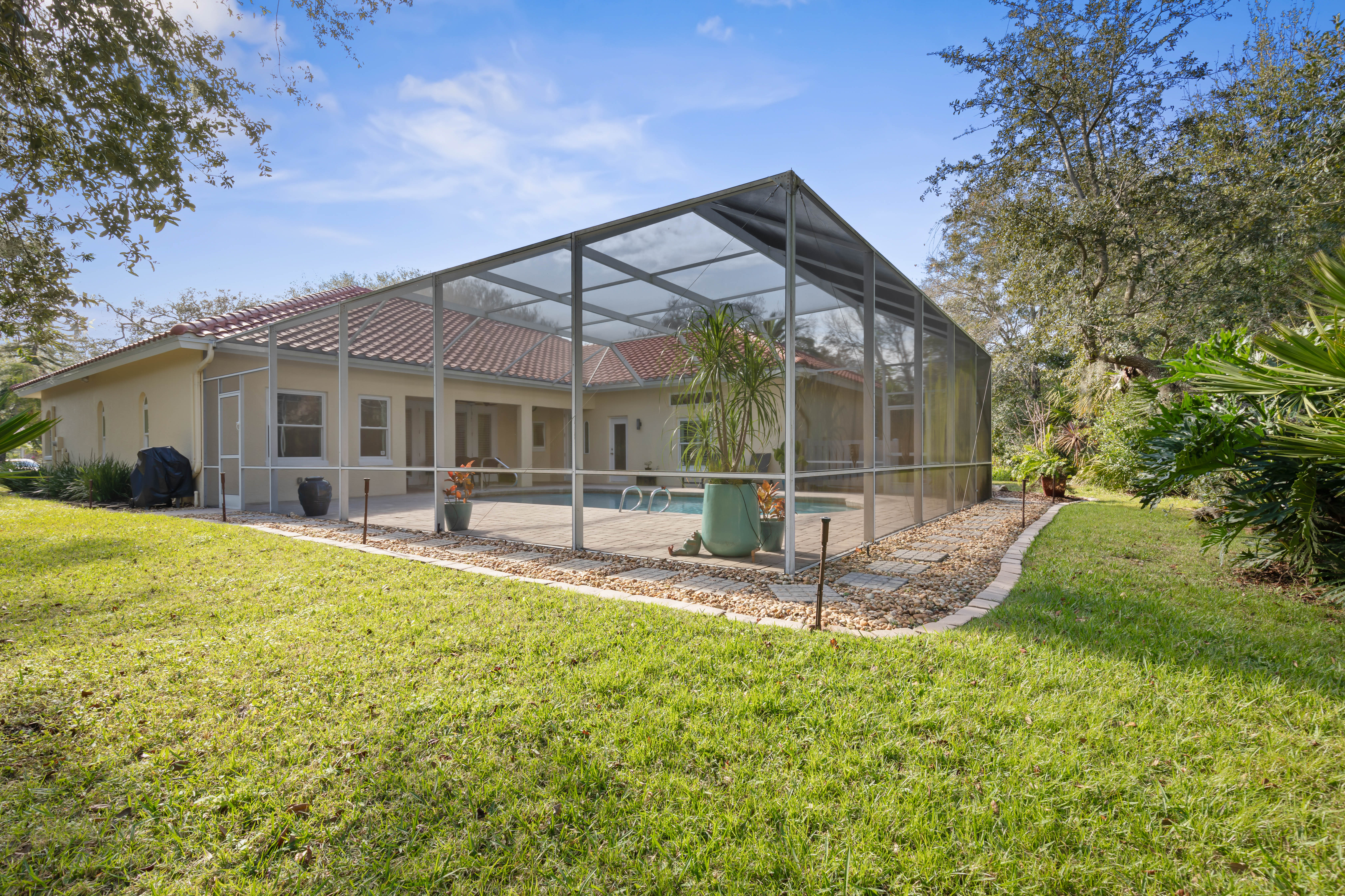 8 Roma Court Palm Coast FL 32137