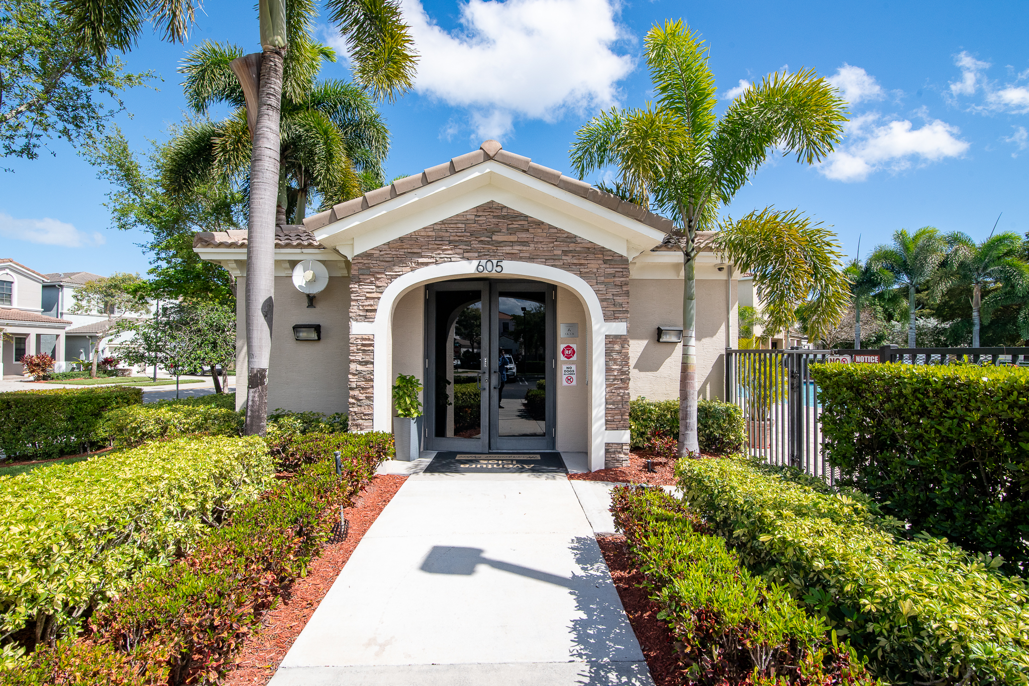 686 NE 191st Terrace Miami FL 33179