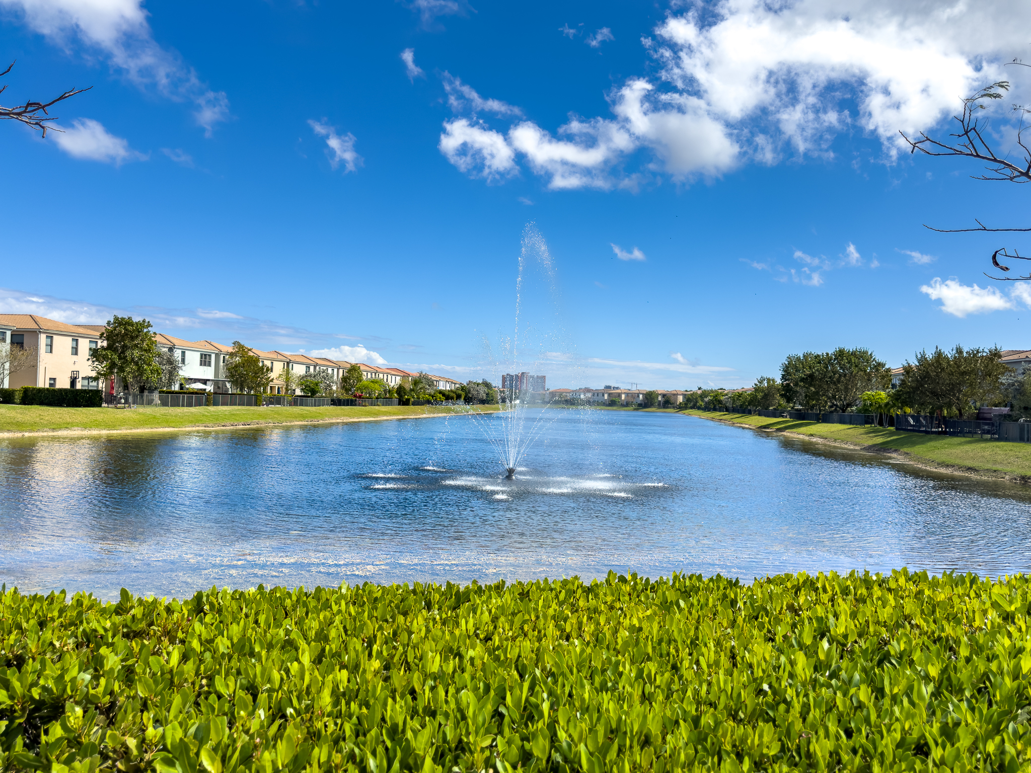 686 NE 191st Terrace Miami FL 33179