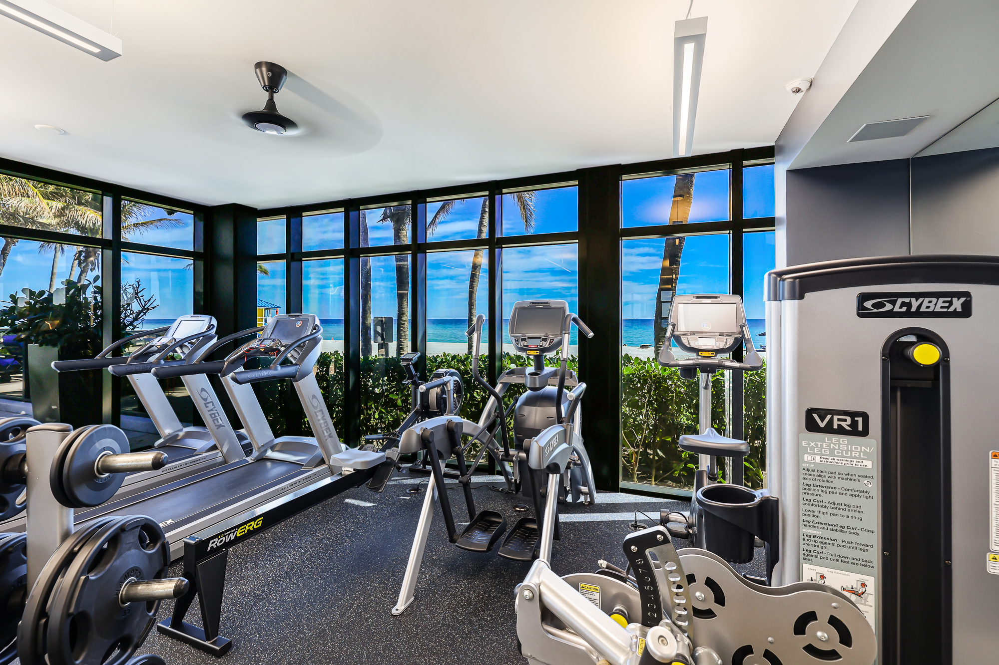 2205 S Surf Road Hollywood FL 33019