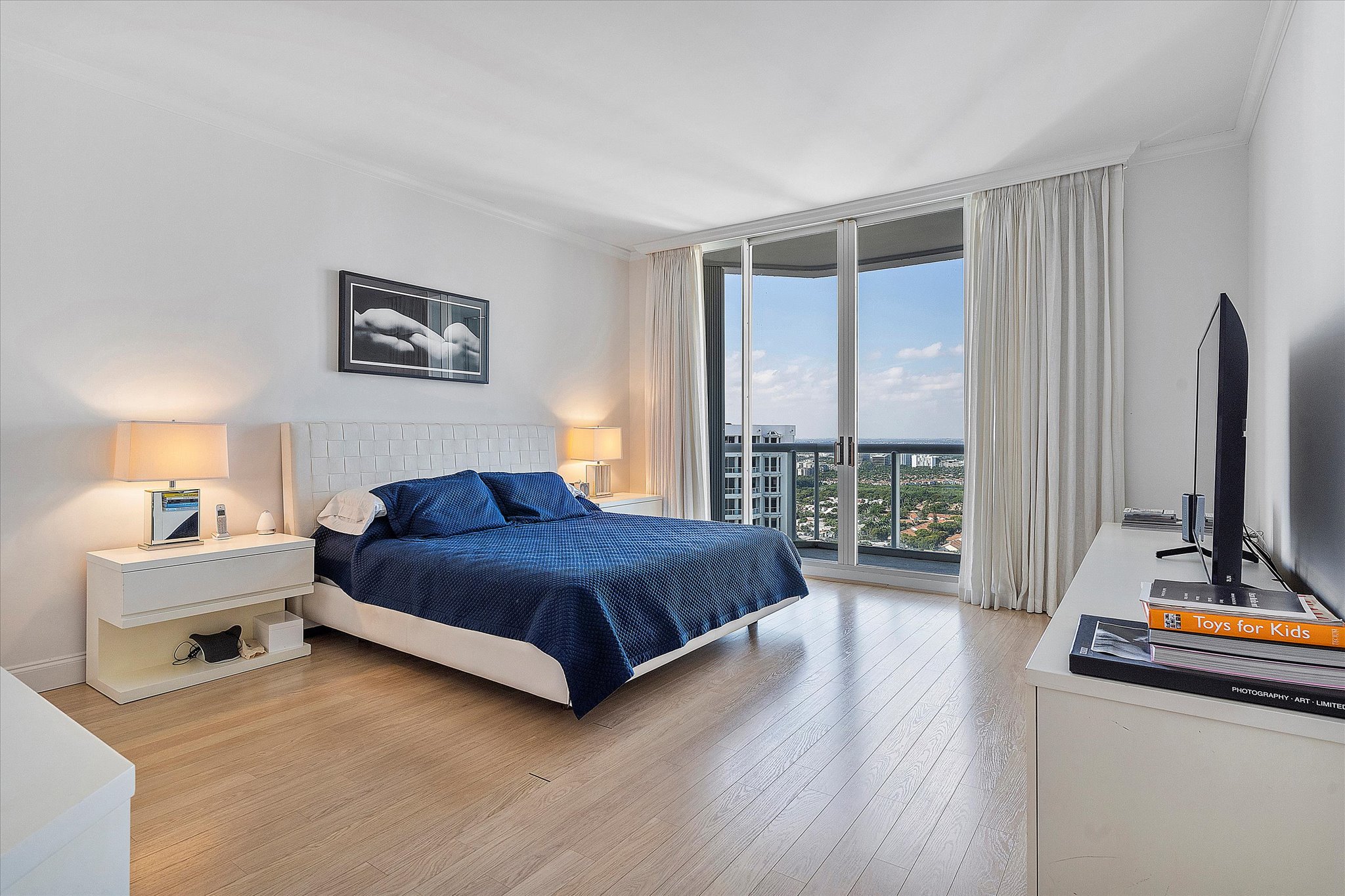 21150 Point Place Aventura FL 33180