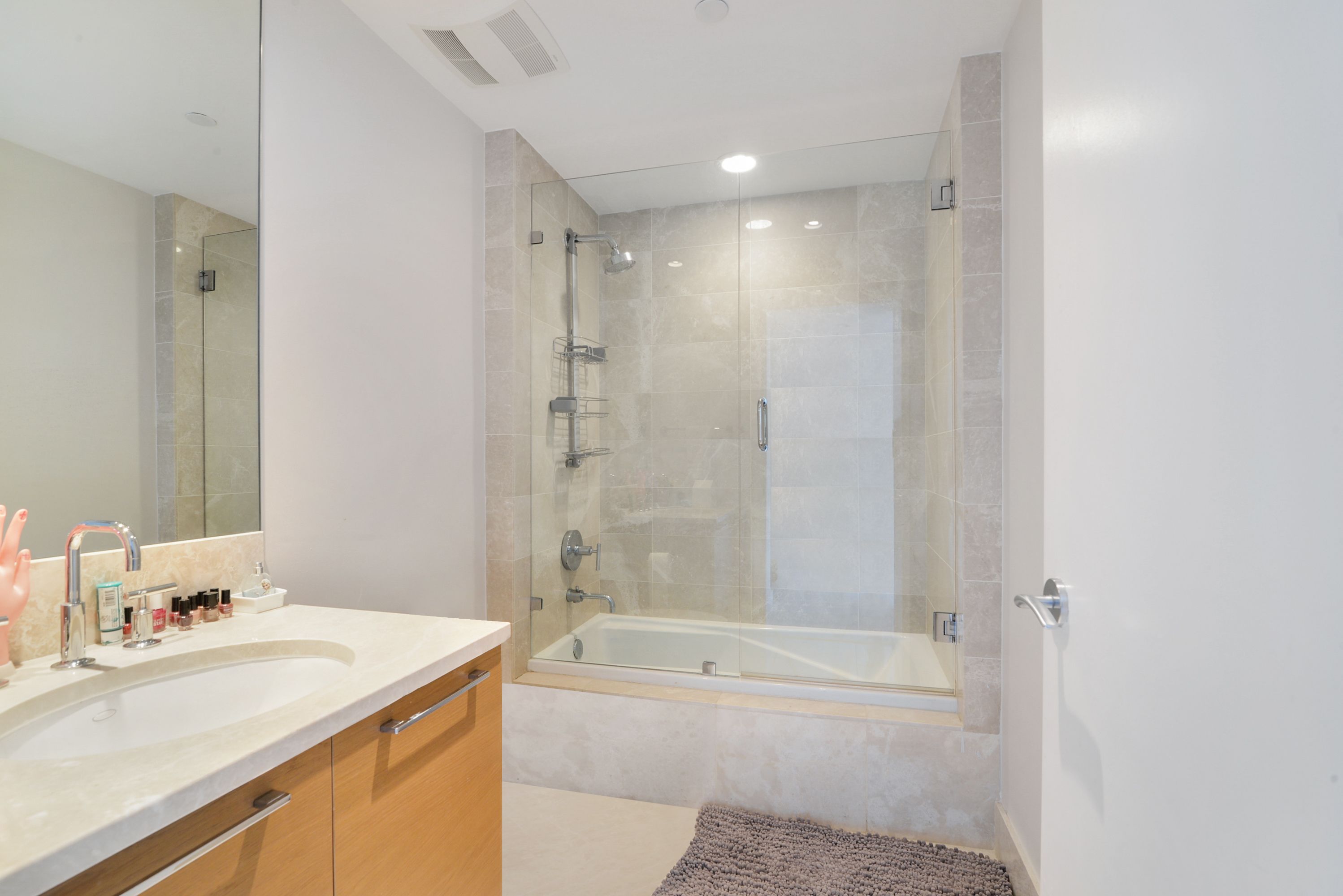 17001 Collins Avenue Sunny Isles Beach FL 33160