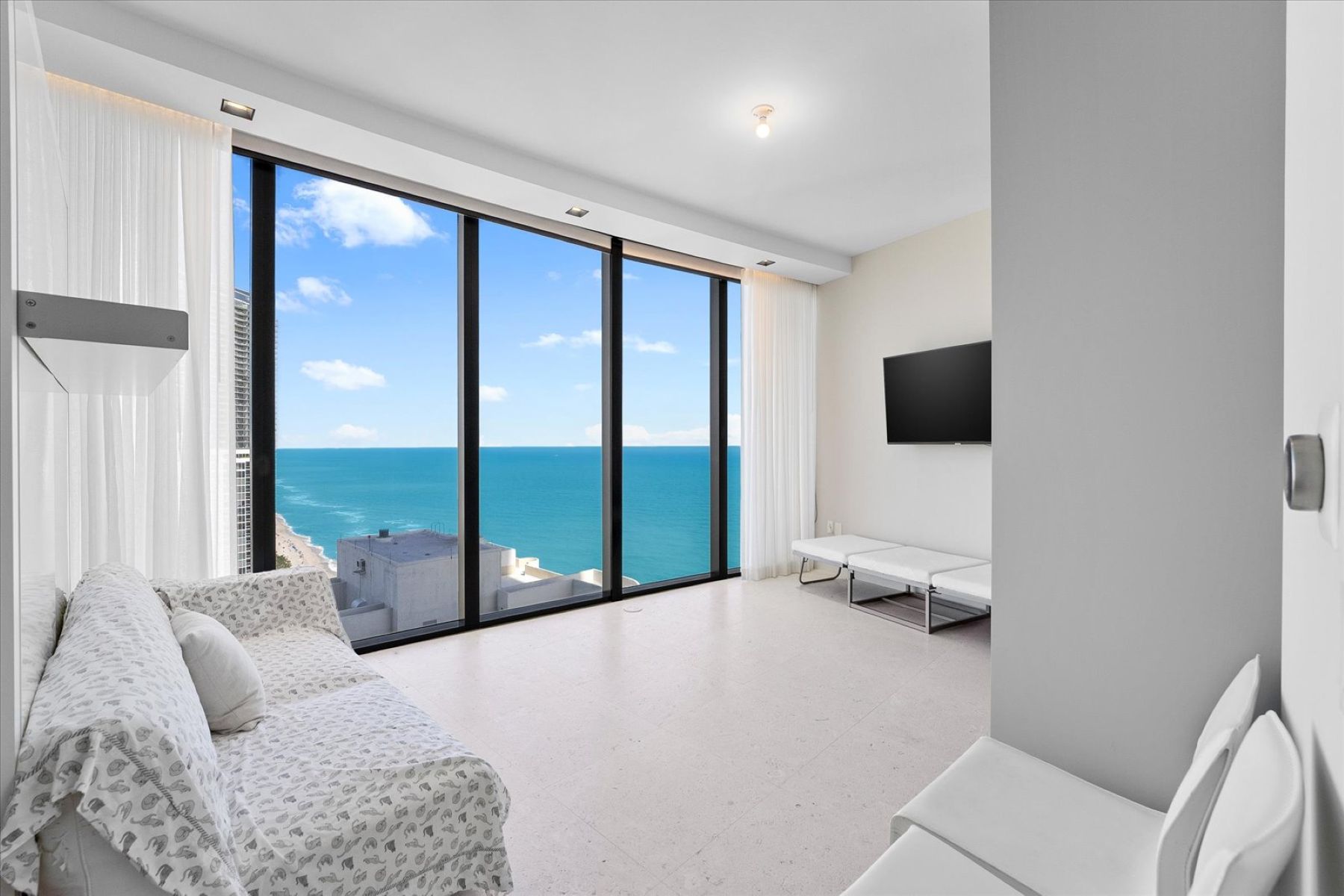 18555 Collins Avenue Sunny Isles Beach FL 33160