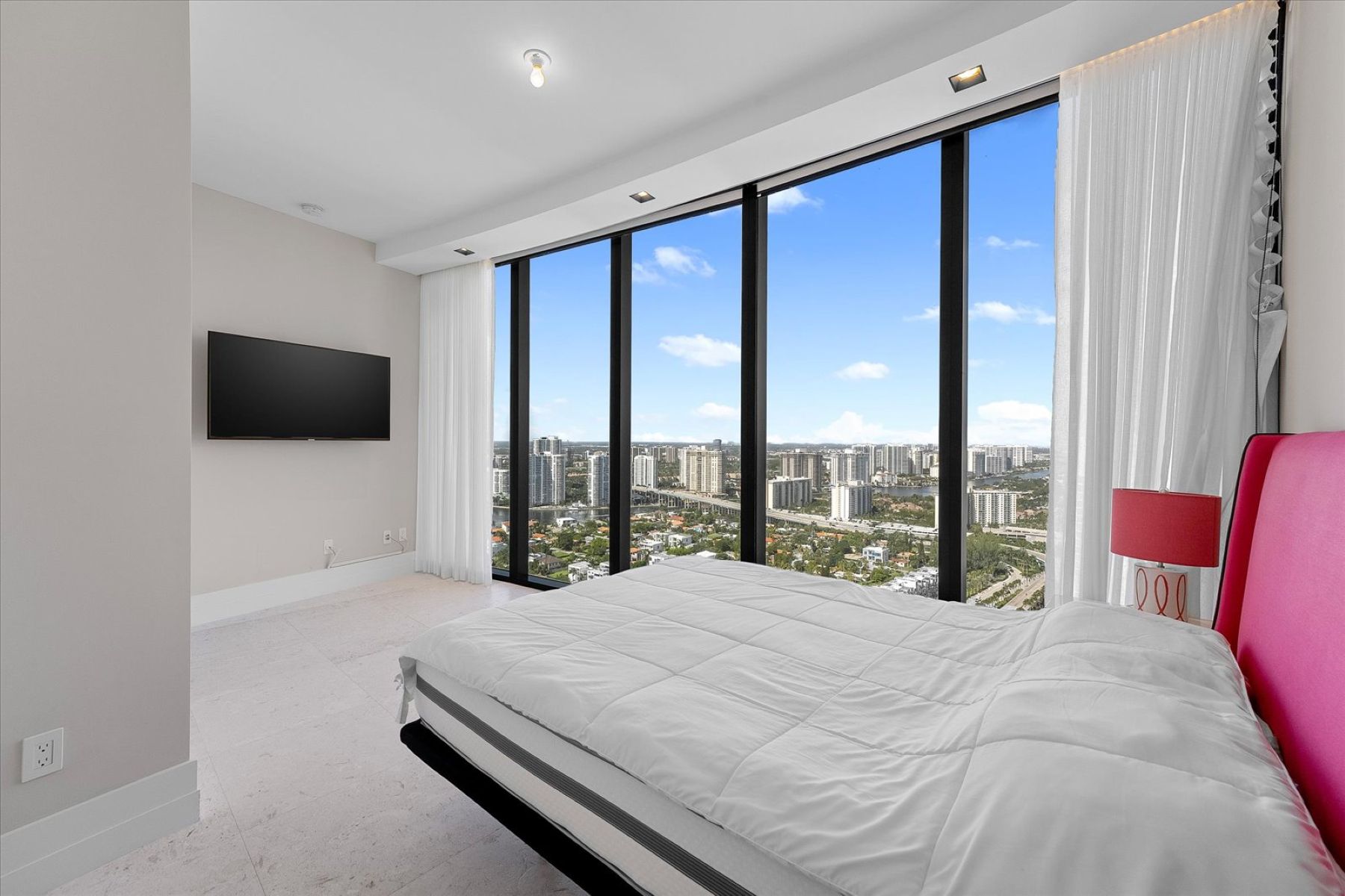 18555 Collins Avenue Sunny Isles Beach FL 33160