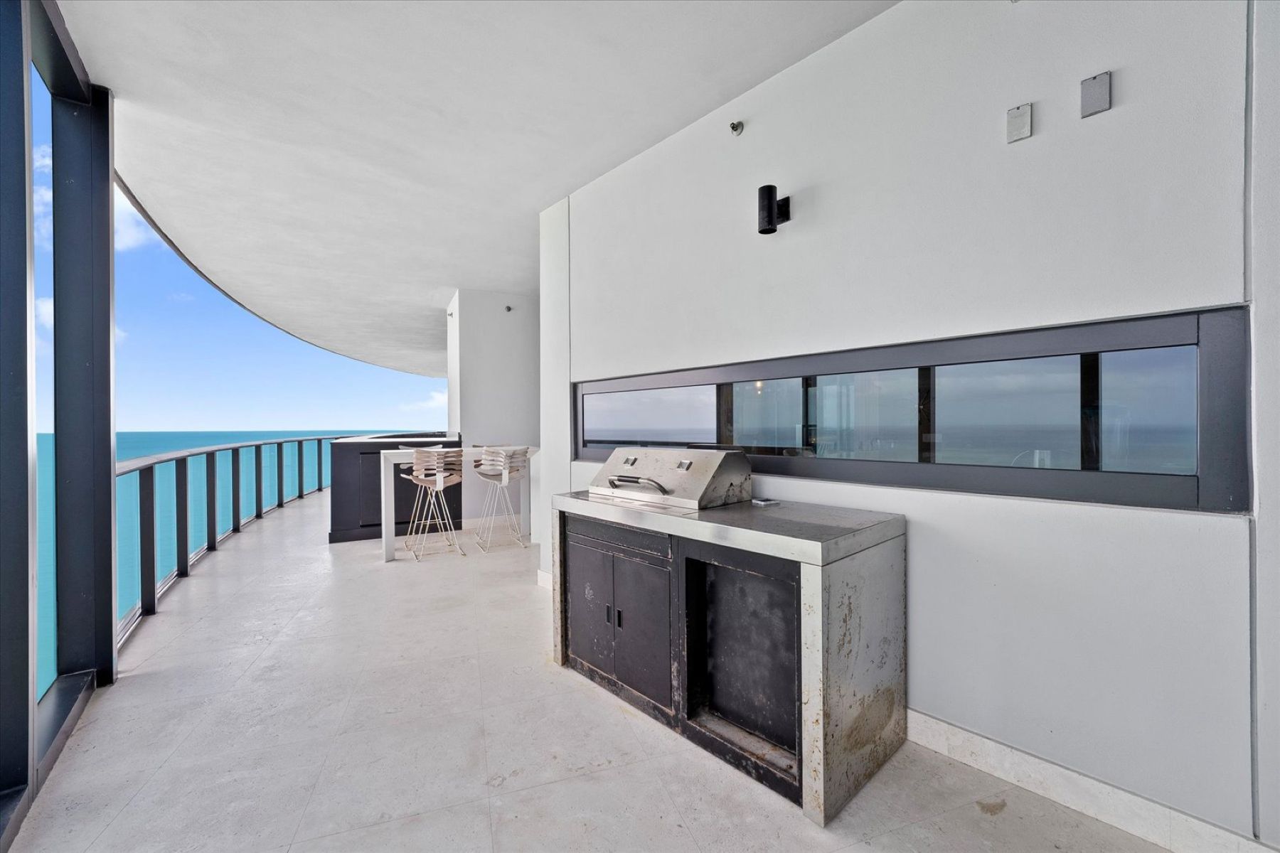 18555 Collins Avenue Sunny Isles Beach FL 33160