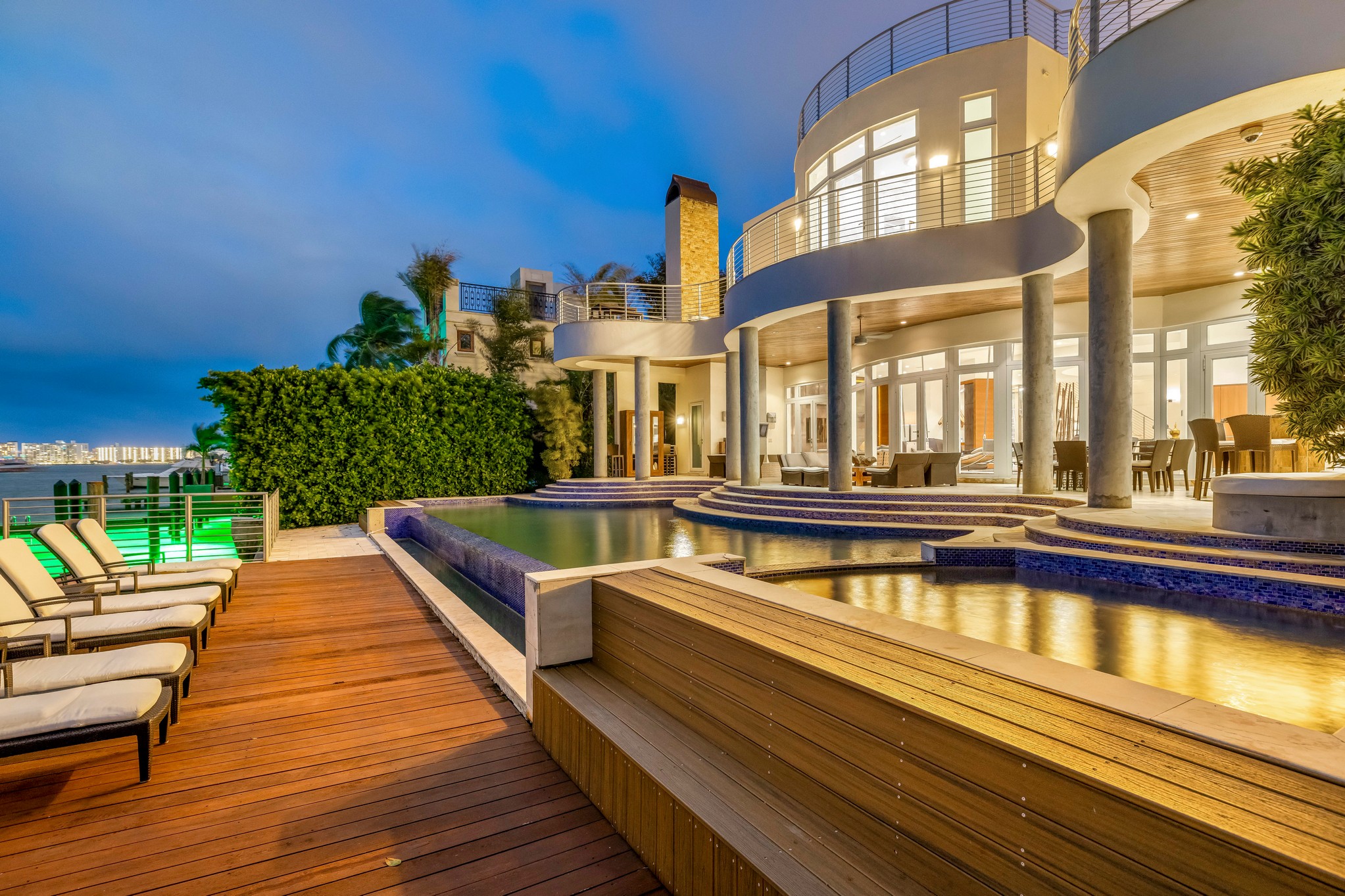 271 N Hibiscus Drive Miami Beach FL 33139