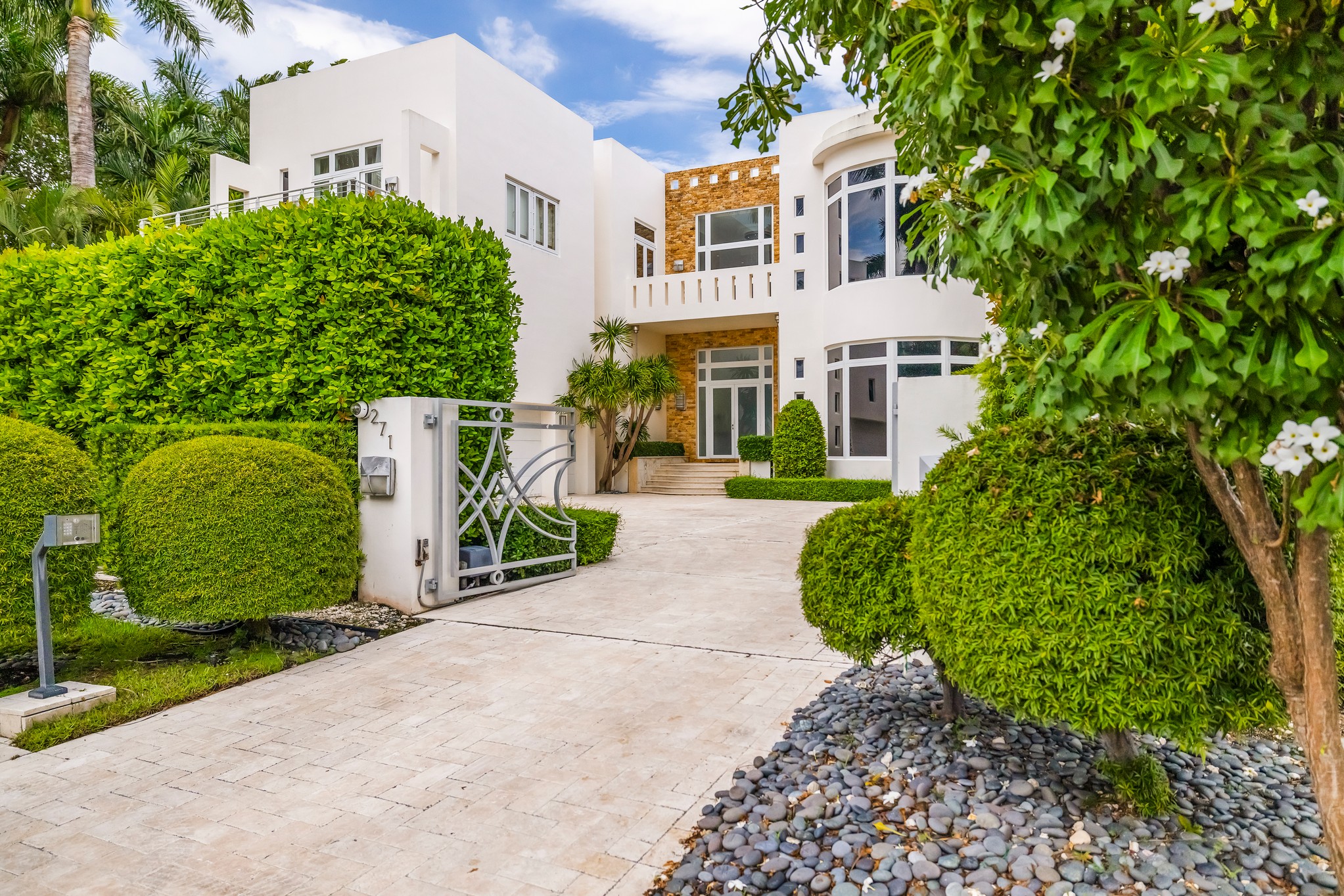 271 N Hibiscus Drive Miami Beach FL 33139