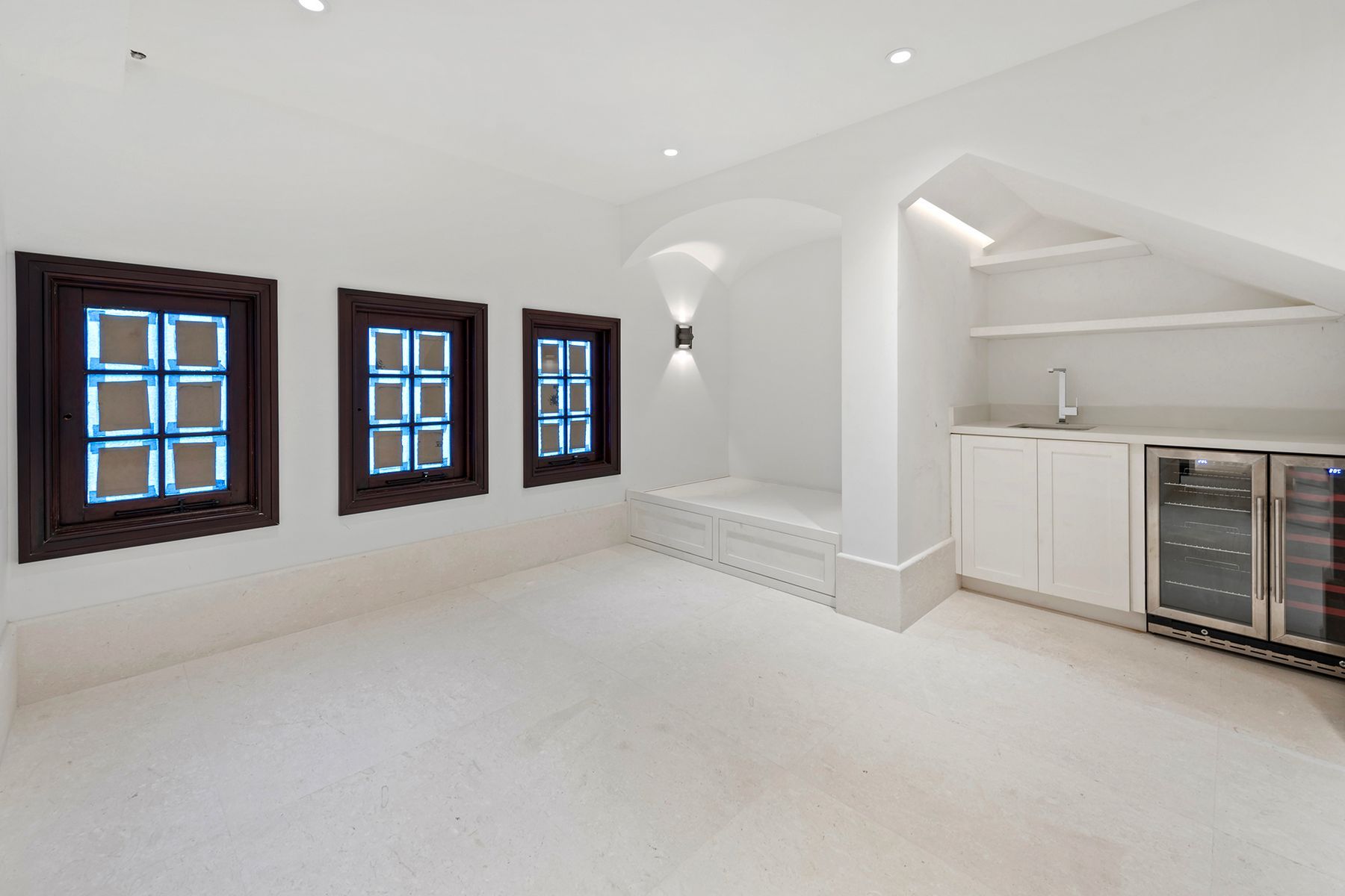 49 Palm Avenue Miami Beach FL 33139