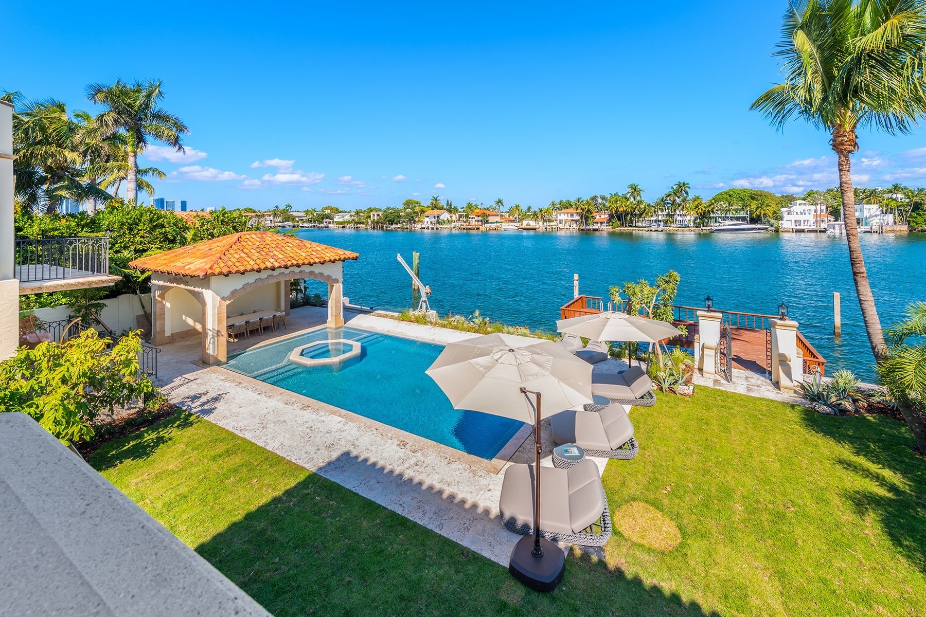 49 Palm Avenue Miami Beach FL 33139