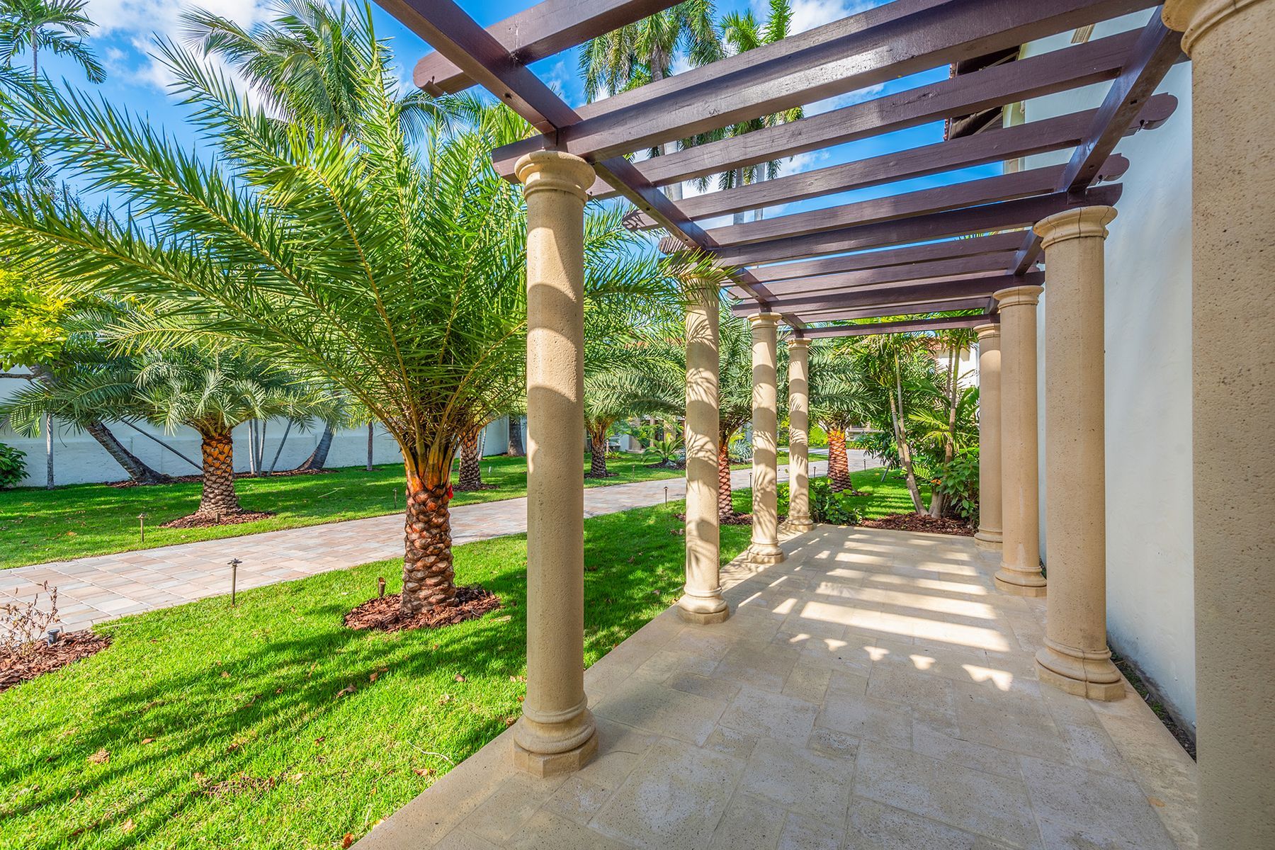 49 Palm Avenue Miami Beach FL 33139
