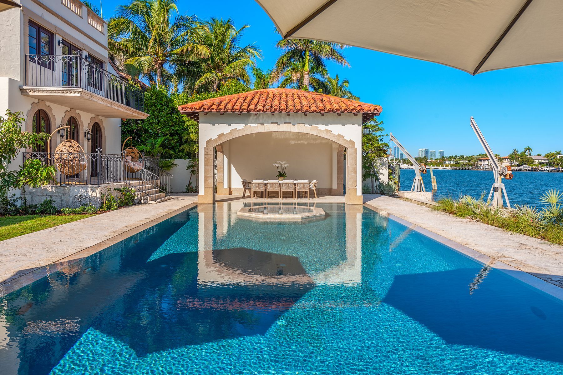49 Palm Avenue Miami Beach FL 33139