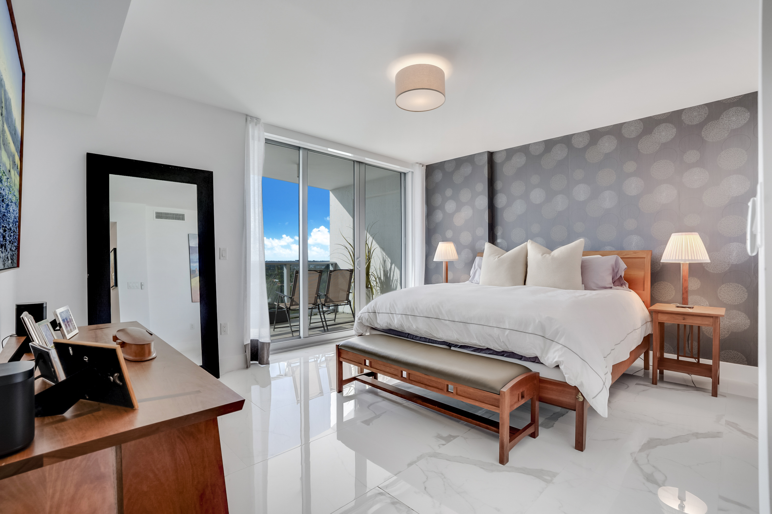 1180 N Federal Highway Fort Lauderdale FL 33304