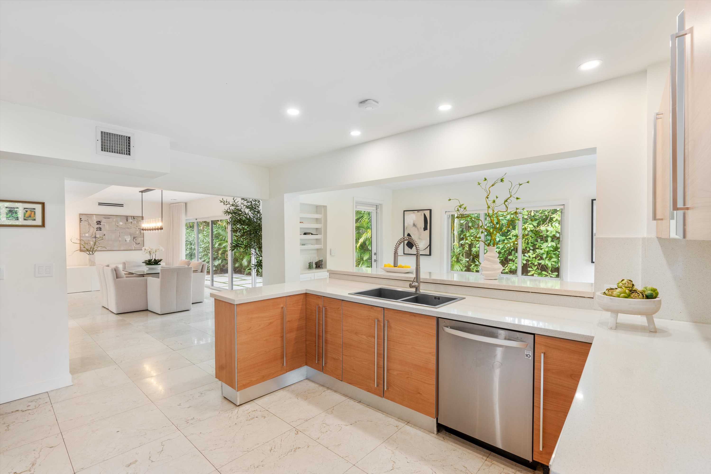 5050 NE 5th Avenue Miami FL 33137