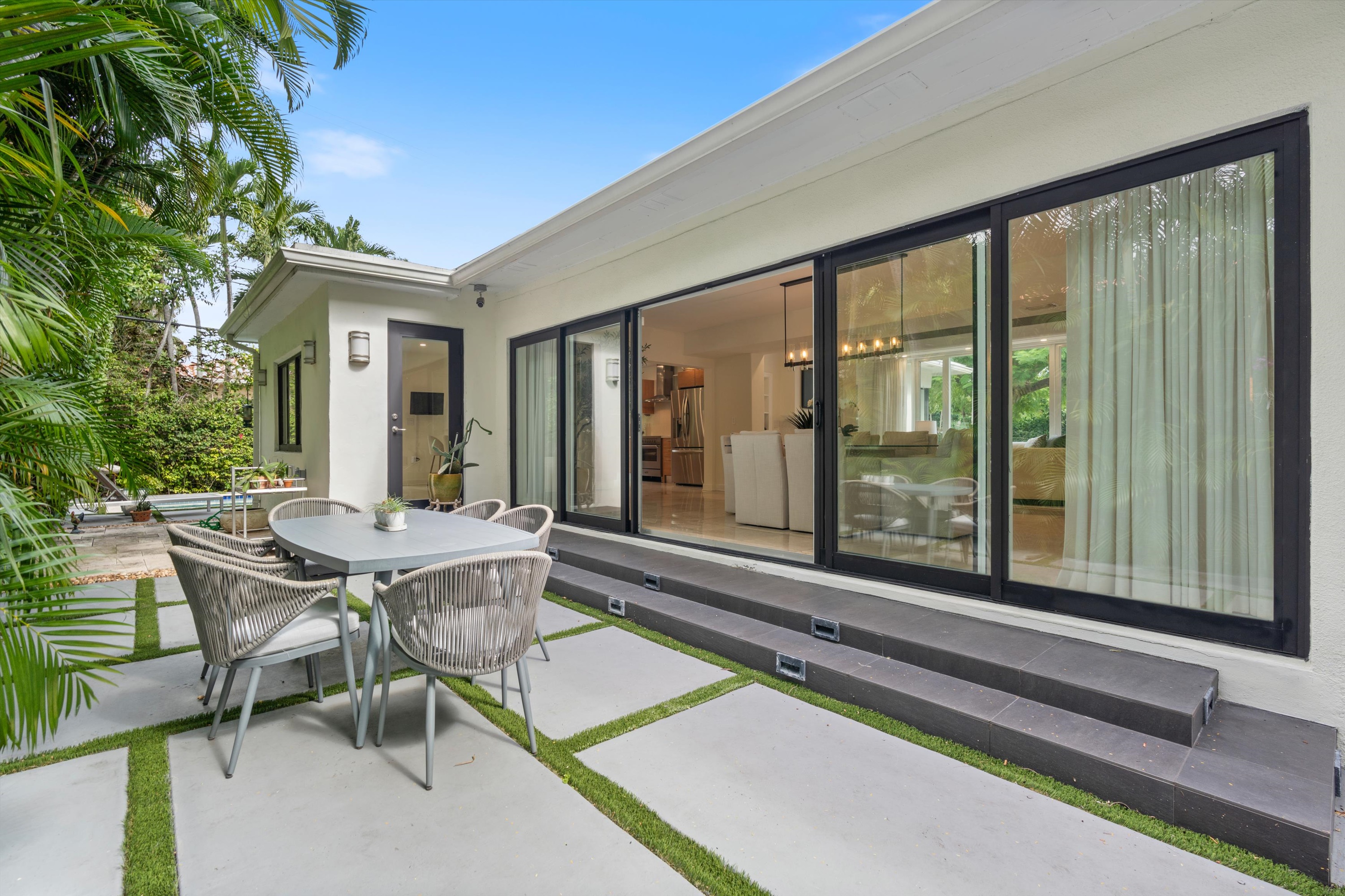 5050 NE 5th Avenue Miami FL 33137