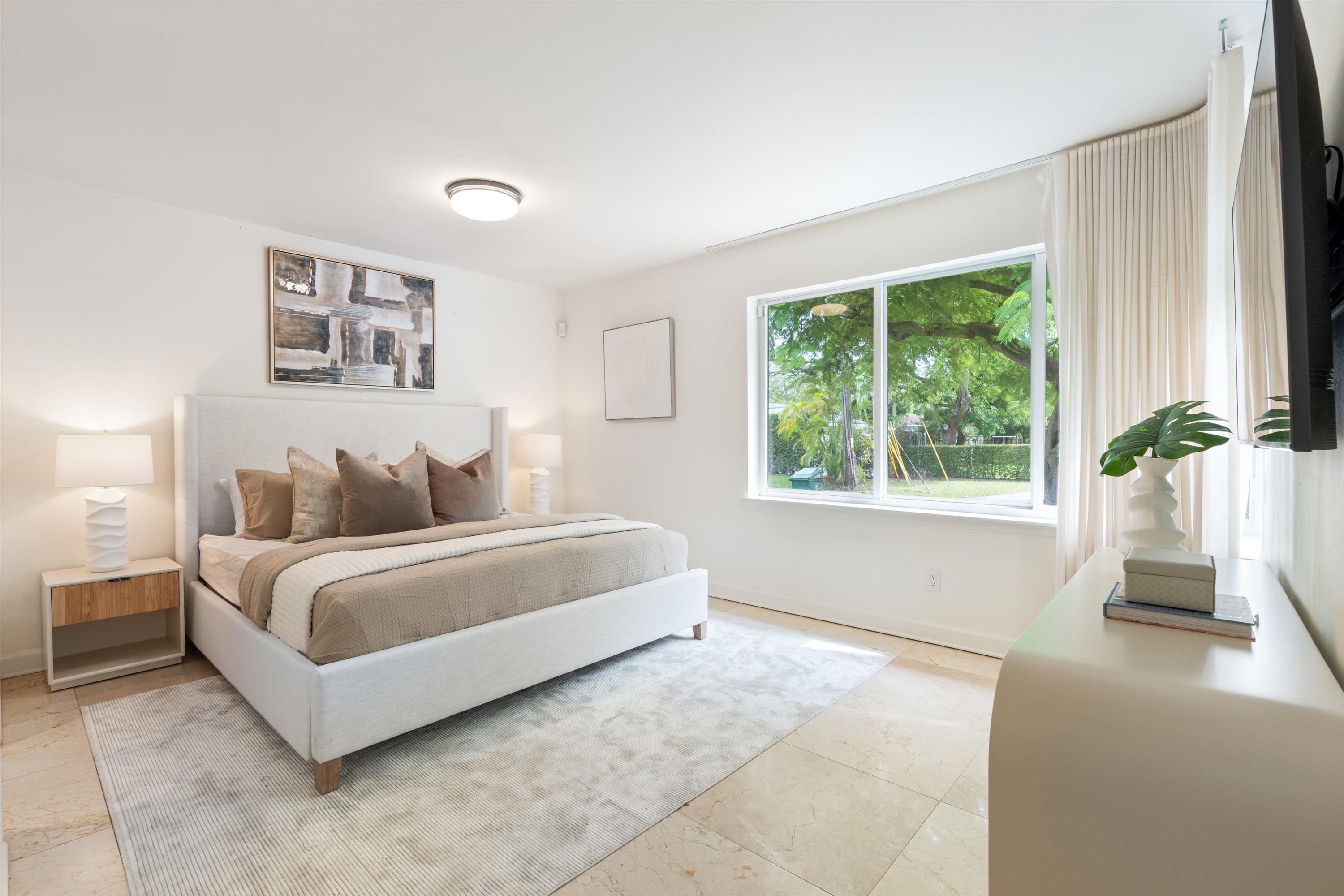 5050 NE 5th Avenue Miami FL 33137