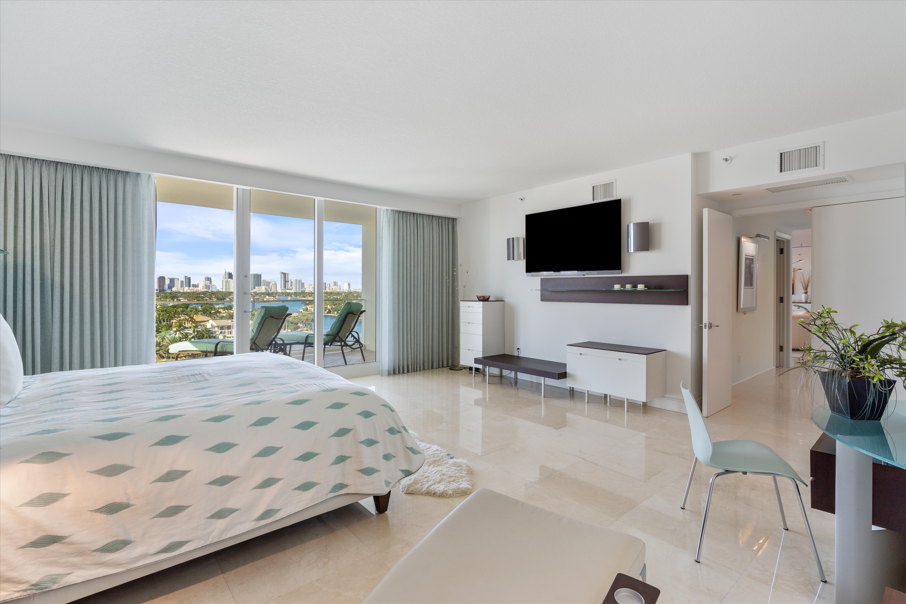 3055 Harbor Drive Fort Lauderdale FL 33316