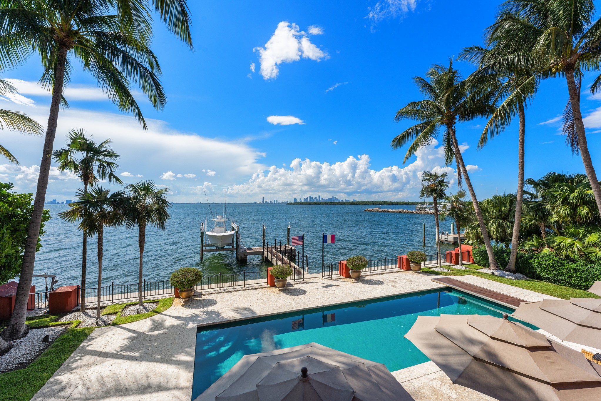 230 Harbor Drive Key Biscayne FL 33149