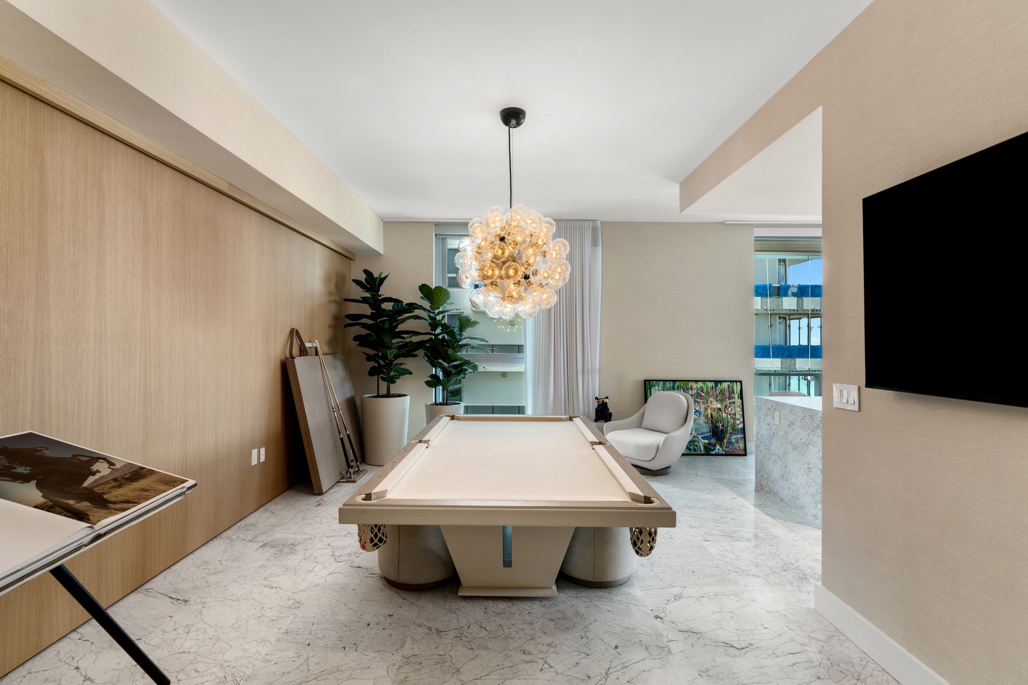 5775 Collins Avenue Miami Beach FL 33140