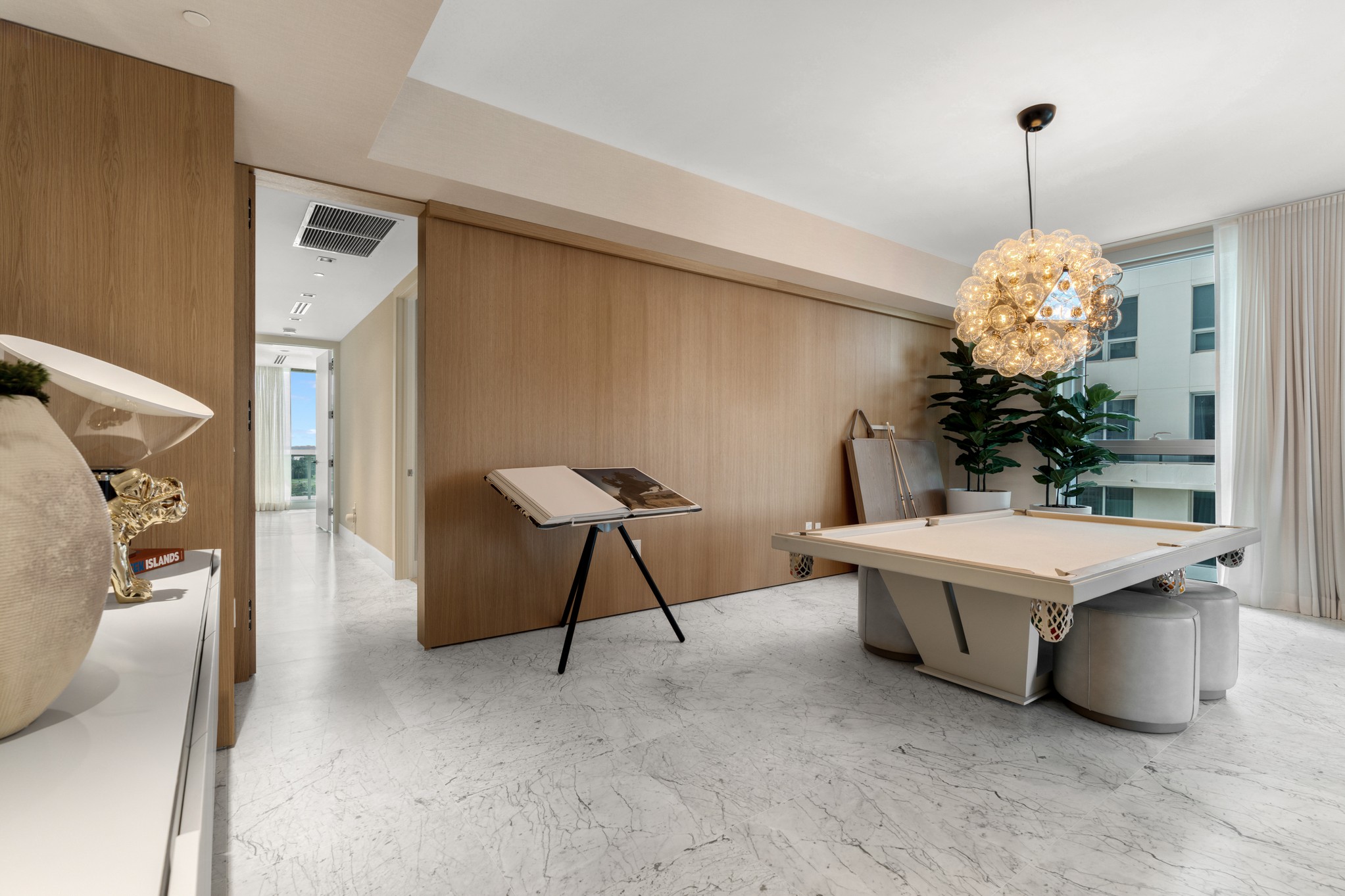 5775 Collins Avenue Miami Beach FL 33140