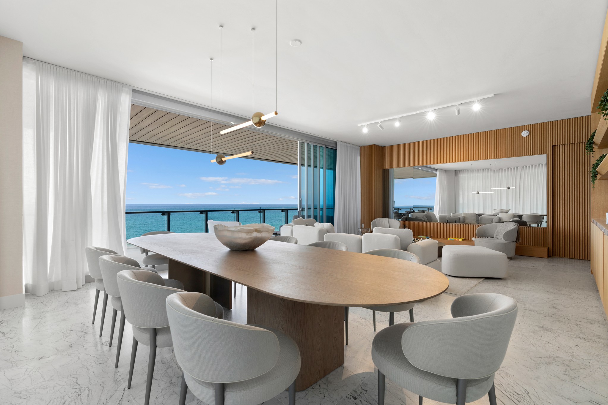 5775 Collins Avenue Miami Beach FL 33140