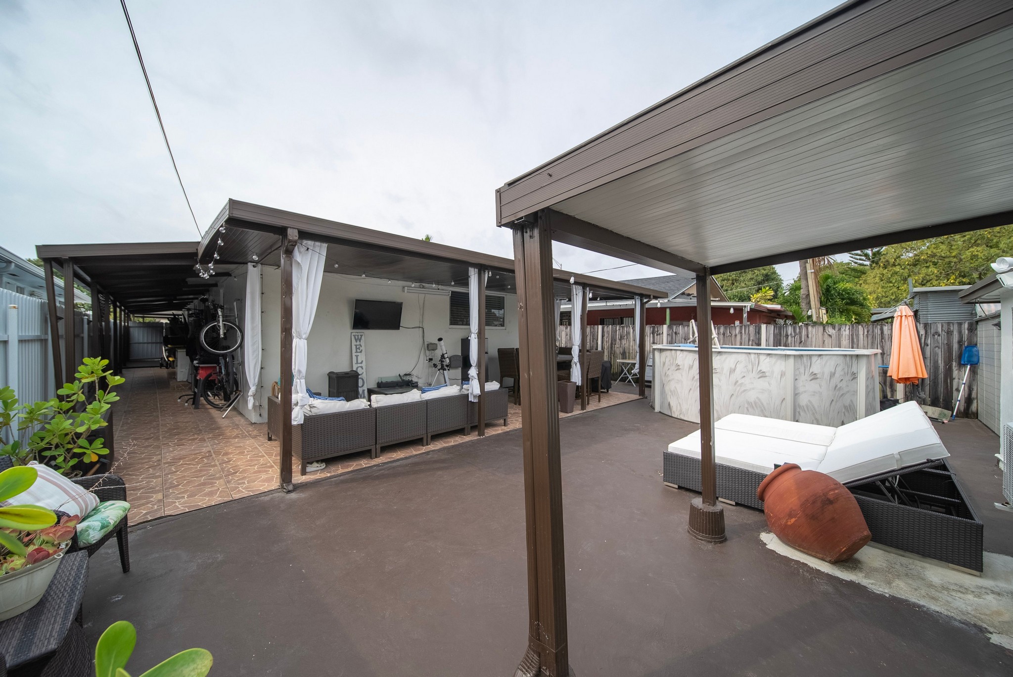 875 E 29th Street Hialeah FL 33013