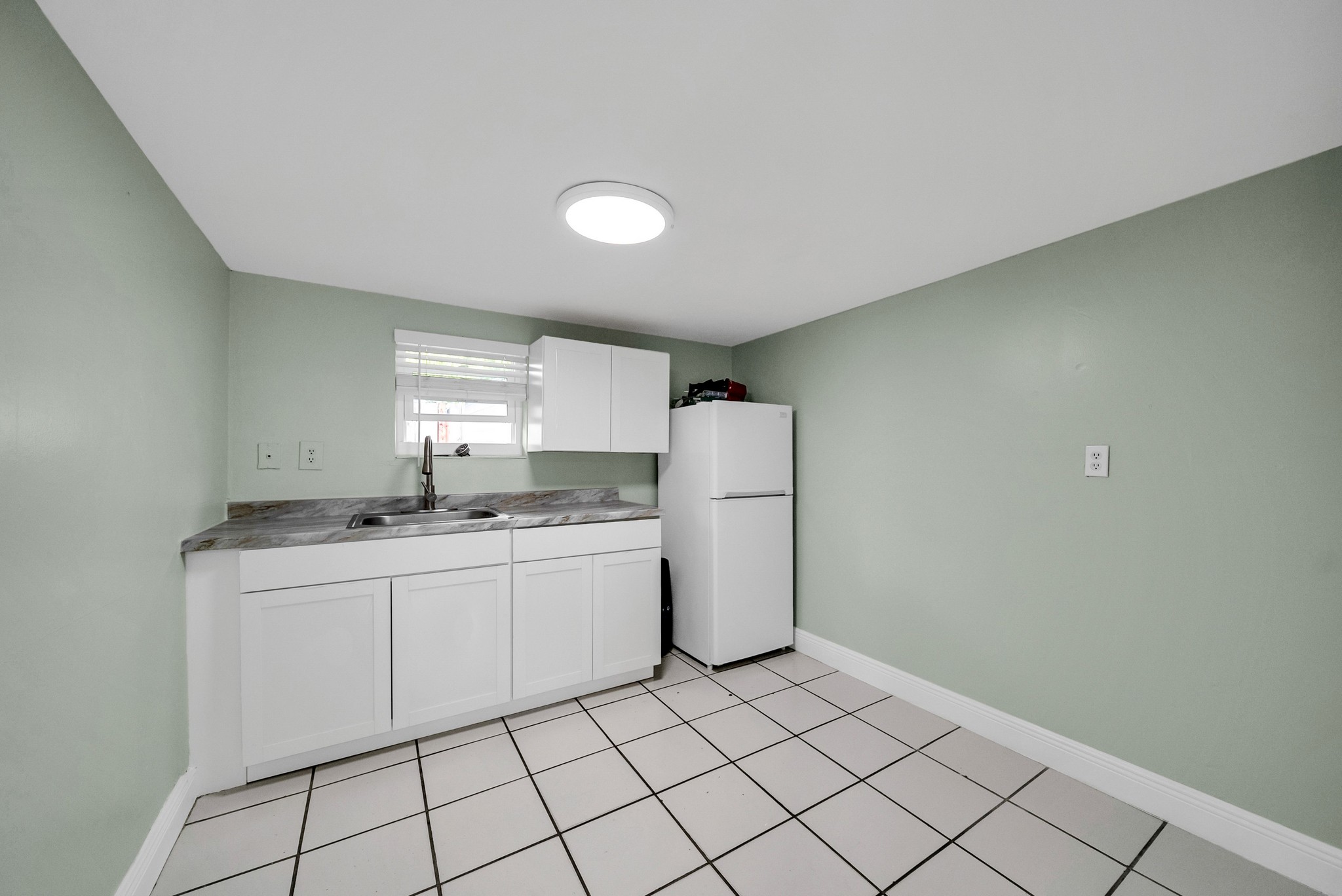 875 E 29th Street Hialeah FL 33013