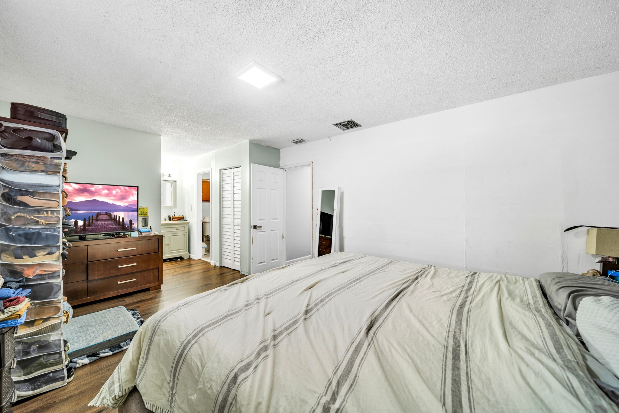 875 E 29th Street Hialeah FL 33013