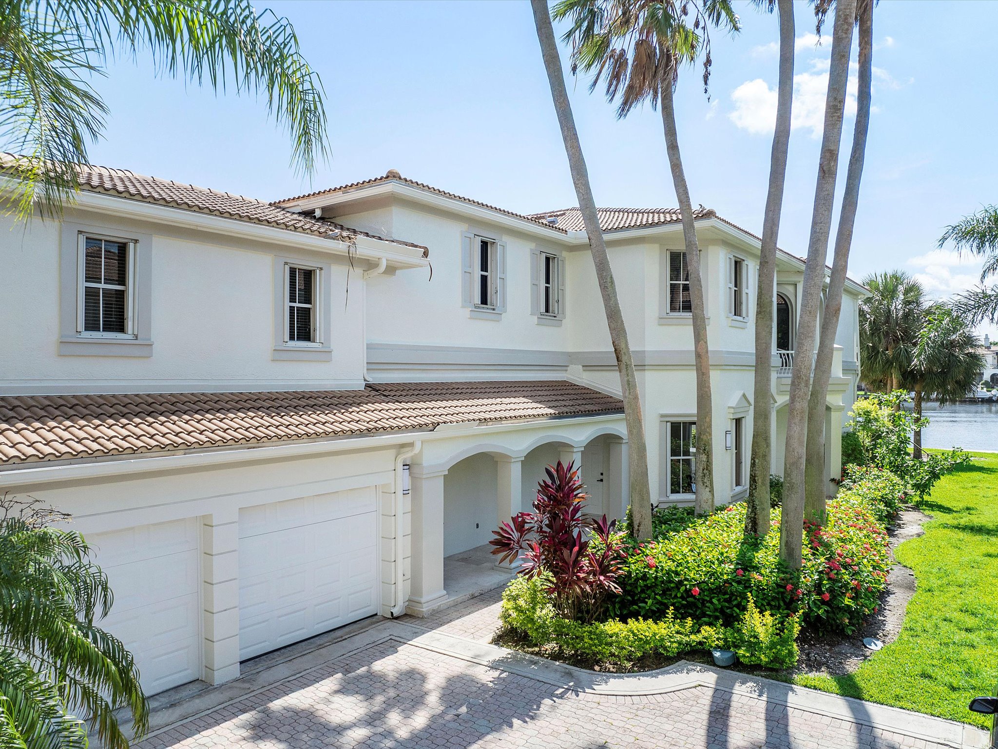 21301 NE 38th Avenue Aventura FL 33180